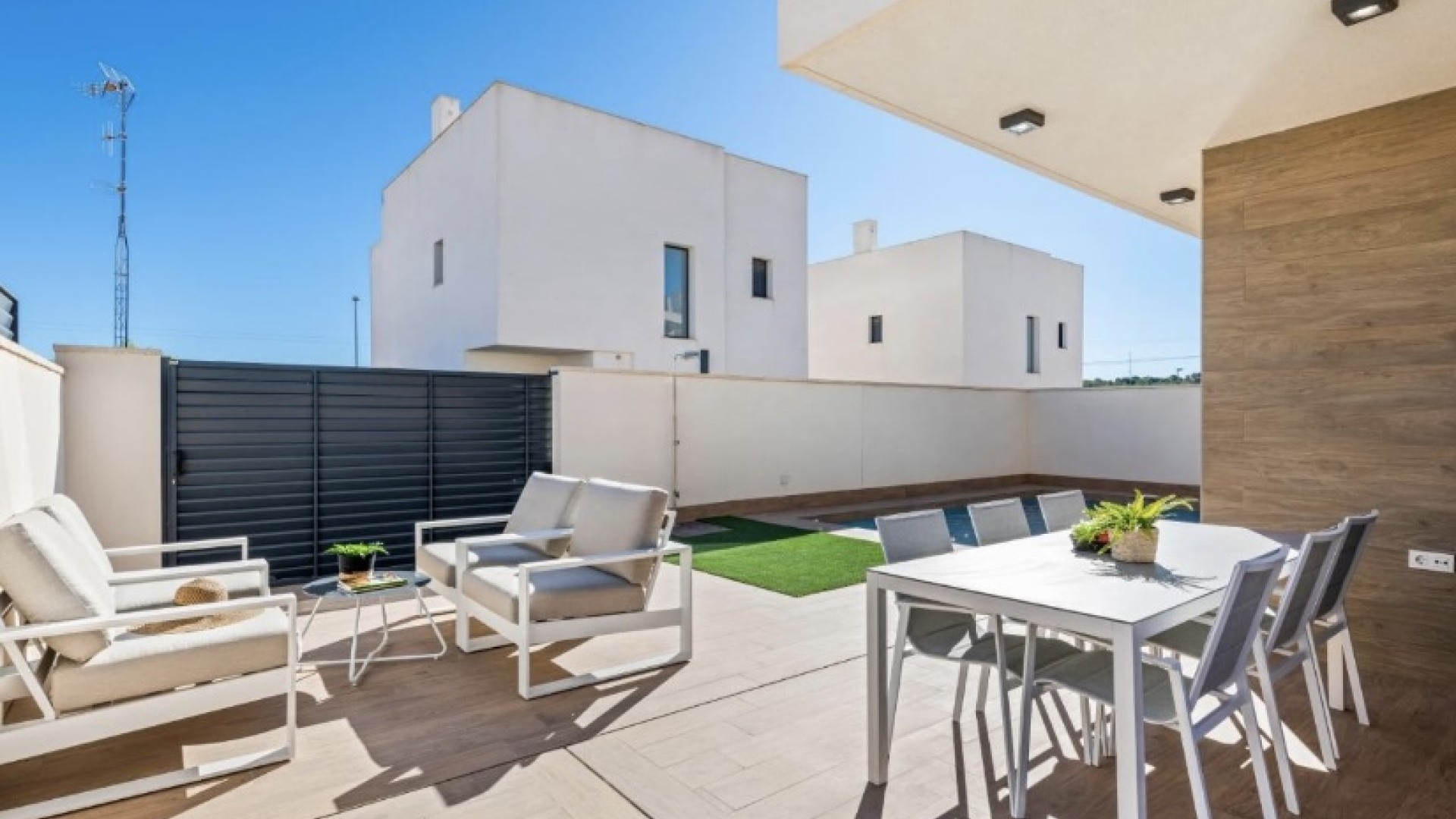 Herverkoop - Vrijstaande Villa -
San Miguel de Salinas