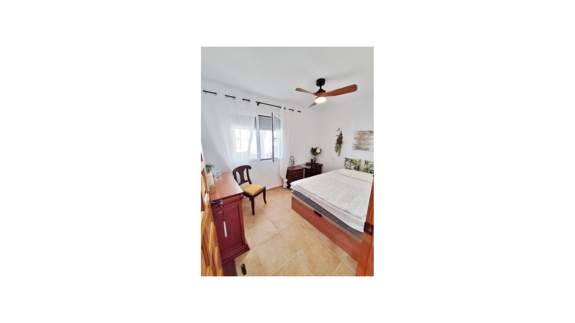 Herverkoop - Vrijstaande Villa -
San Miguel de Salinas