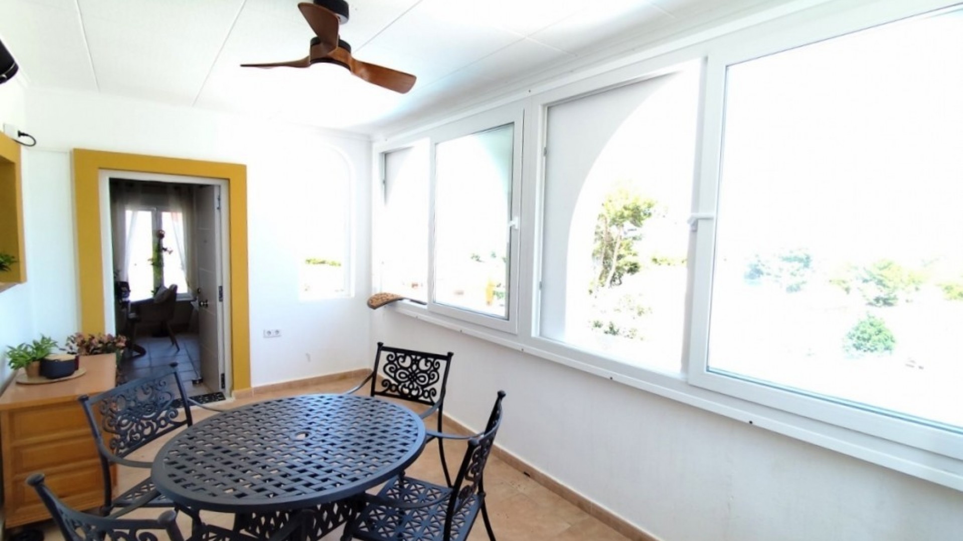 Herverkoop - Vrijstaande Villa -
San Miguel de Salinas