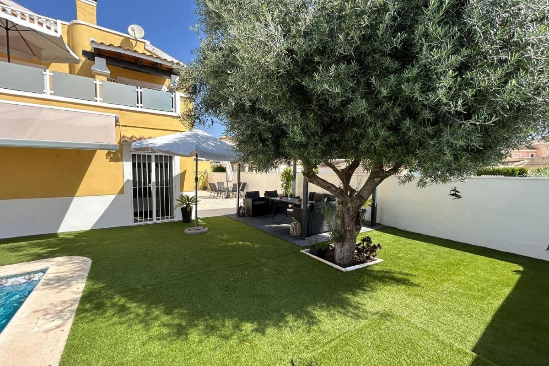 Herverkoop - Vrijstaande Villa -
San Miguel de Salinas