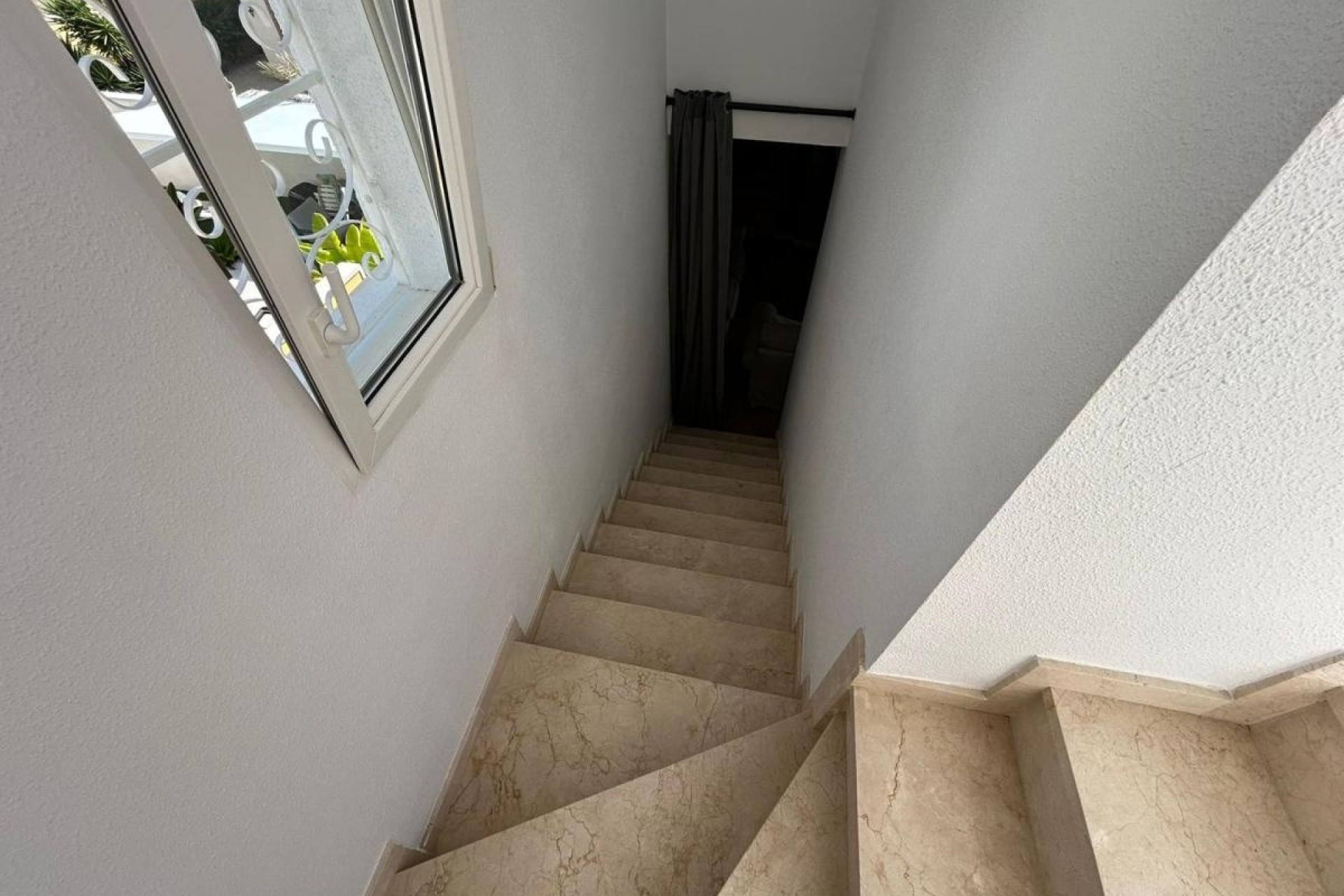 Herverkoop - Vrijstaande Villa -
San Miguel de Salinas