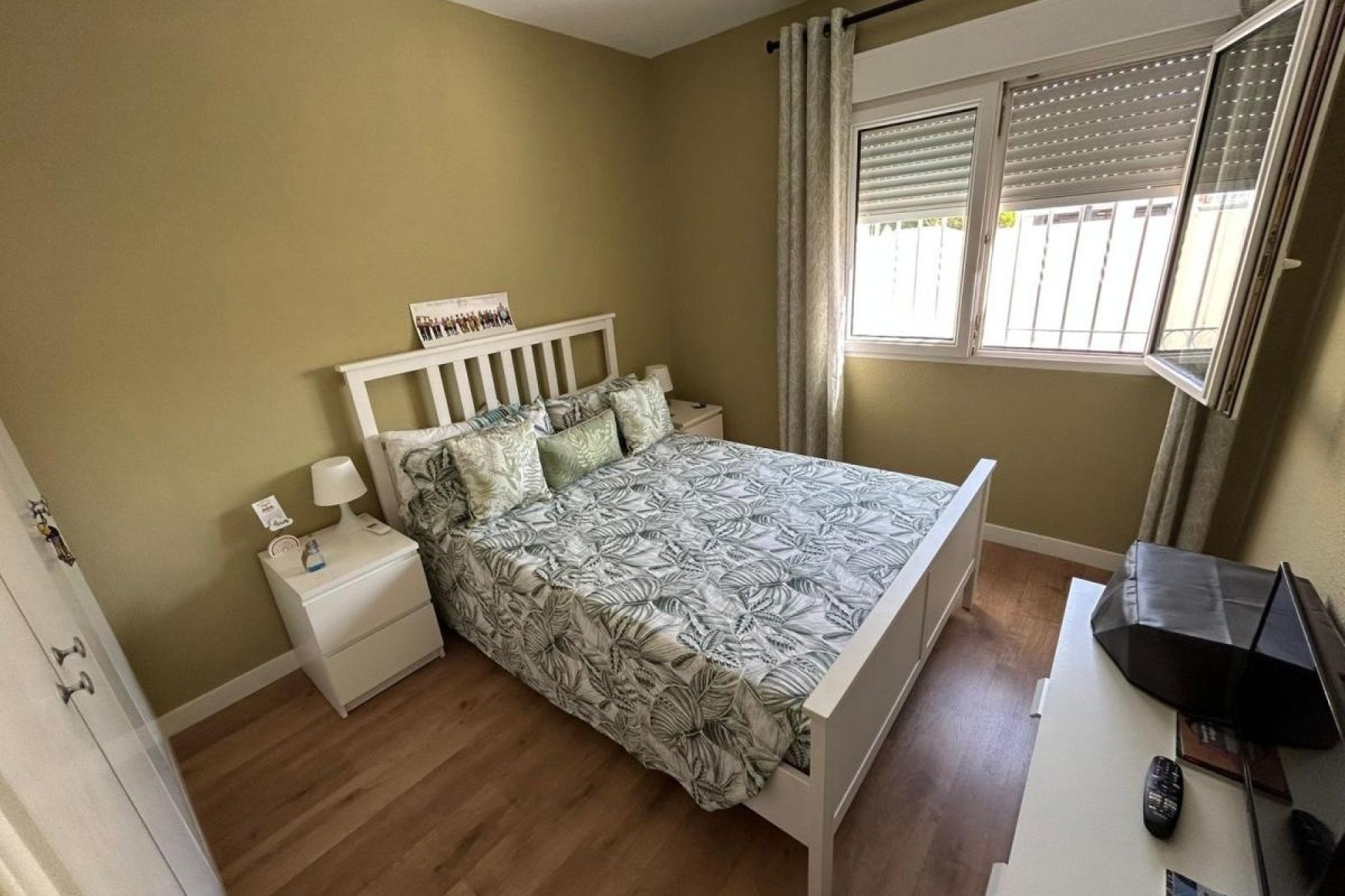 Herverkoop - Vrijstaande Villa -
San Miguel de Salinas