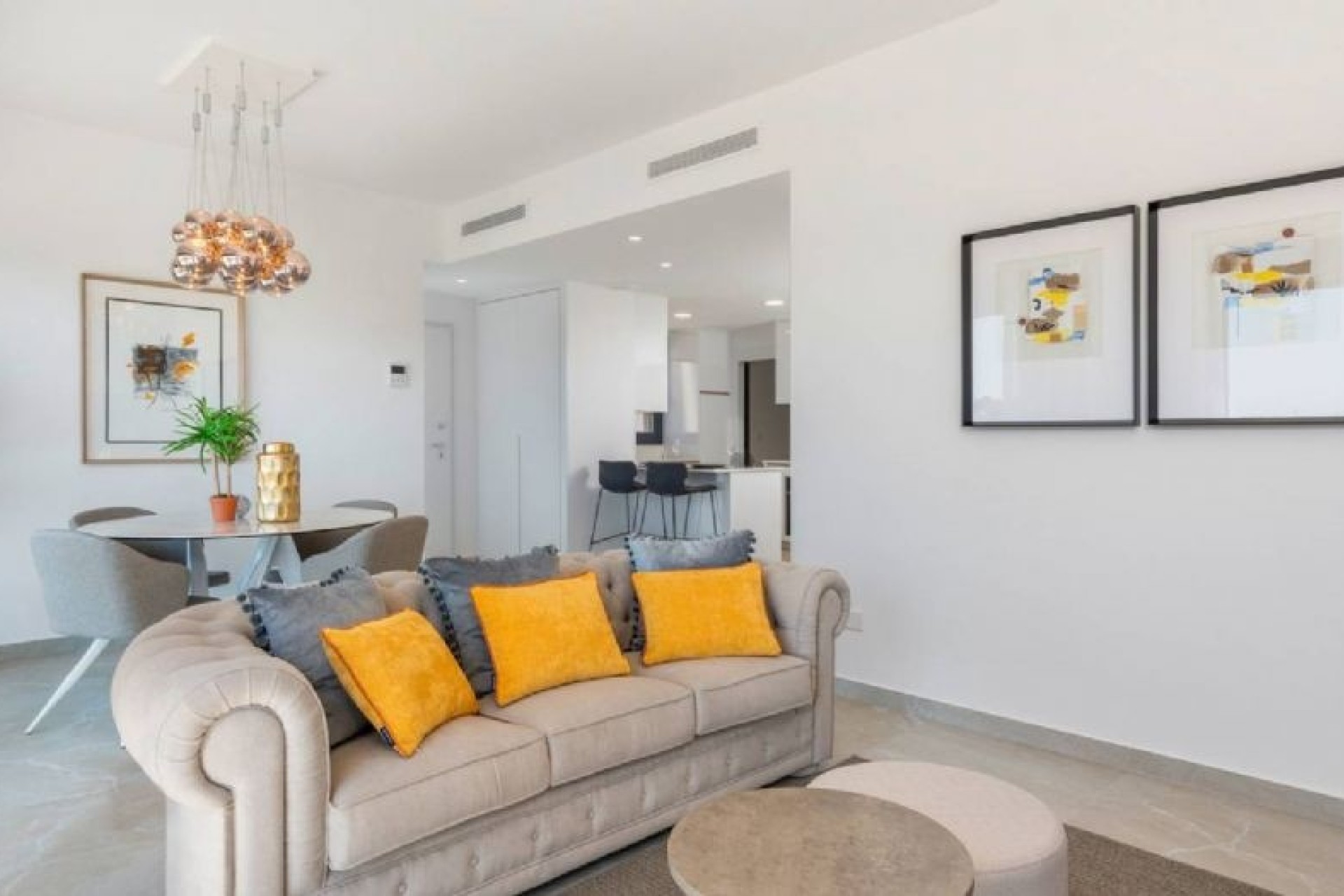 Herverkoop - Vrijstaande Villa -
San Miguel de Salinas