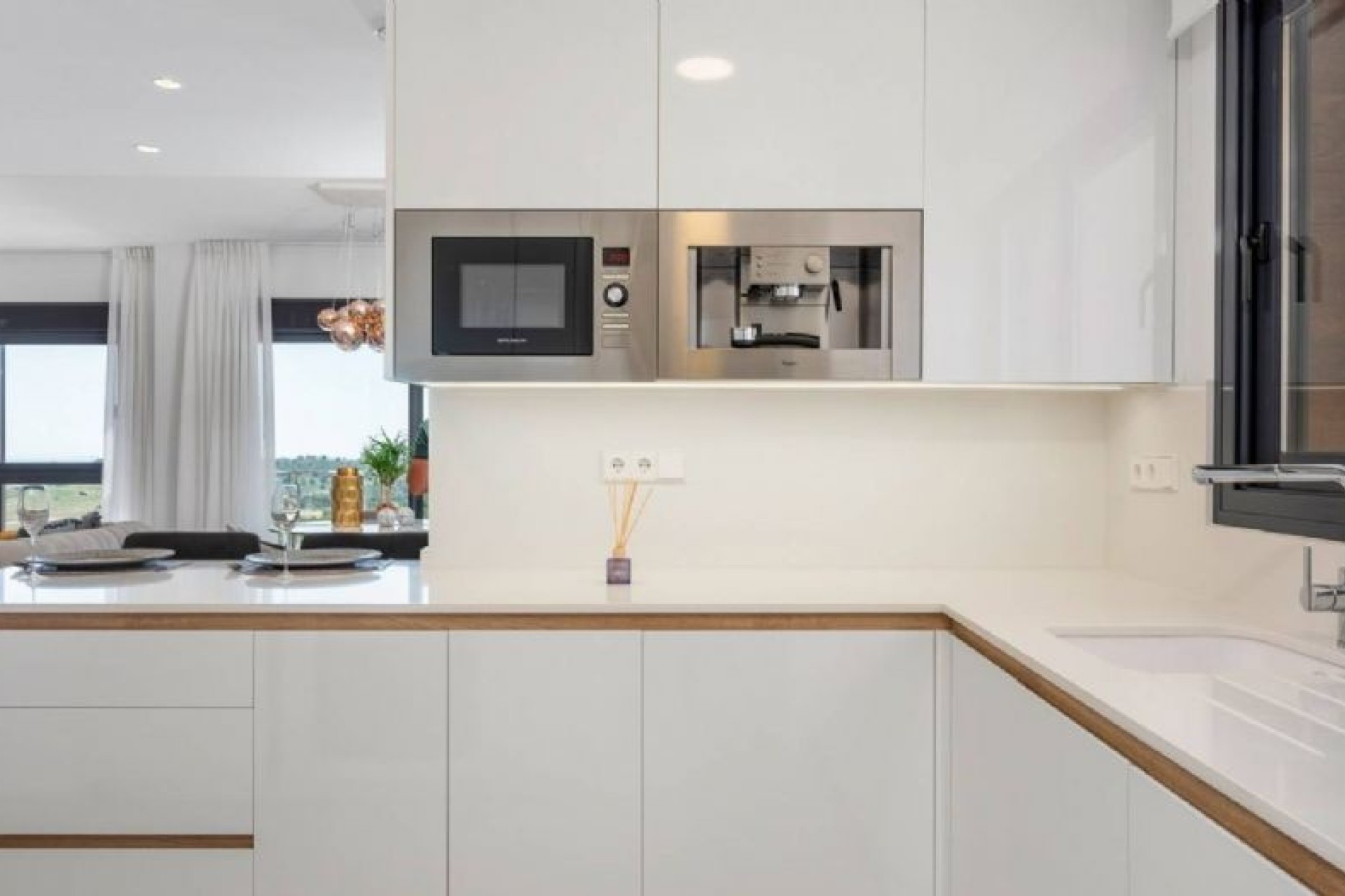 Herverkoop - Vrijstaande Villa -
San Miguel de Salinas