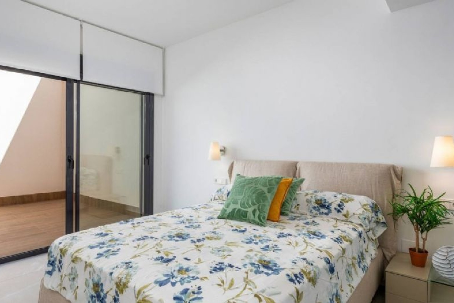 Herverkoop - Vrijstaande Villa -
San Miguel de Salinas