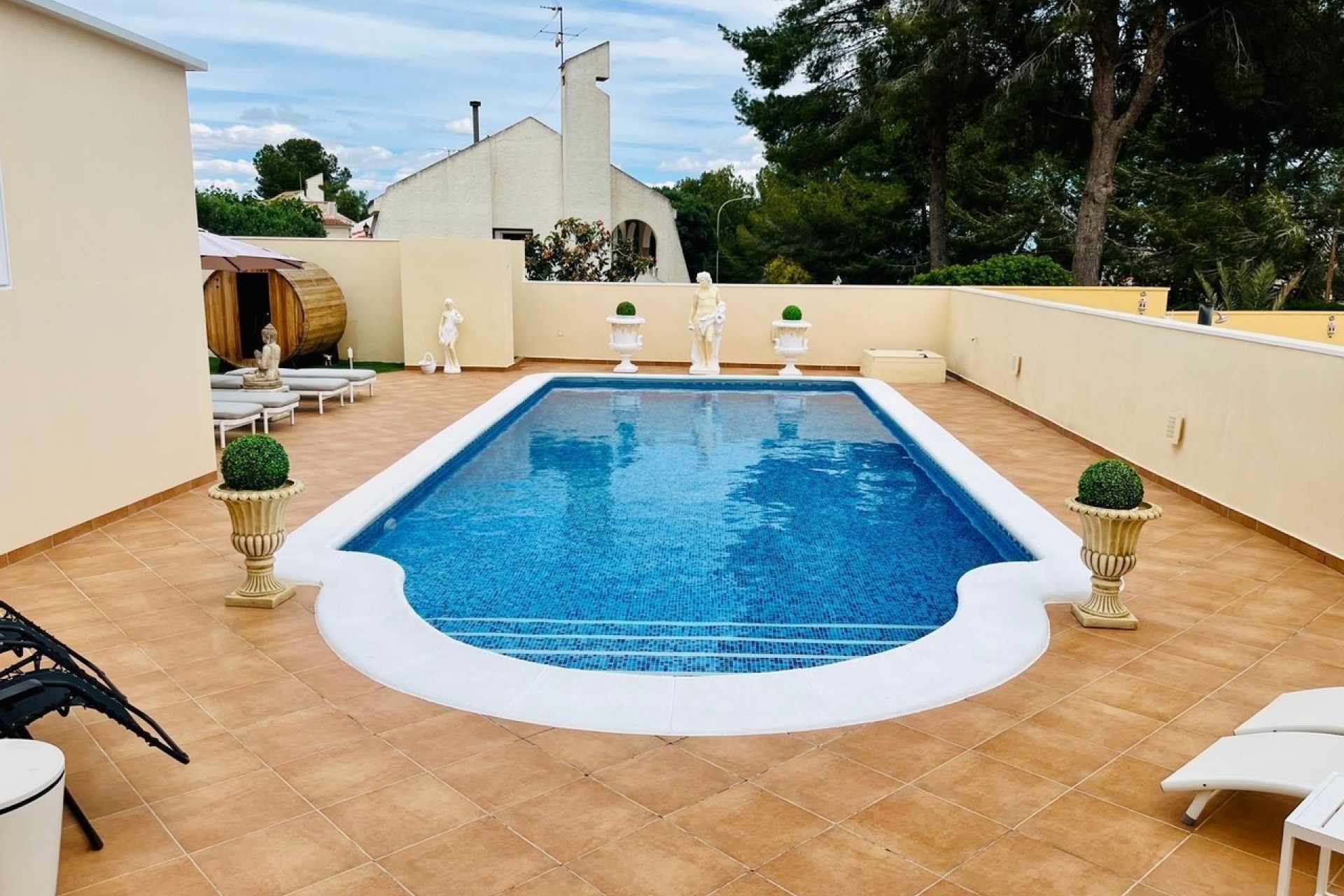 Herverkoop - Vrijstaande Villa -
San Miguel de Salinas