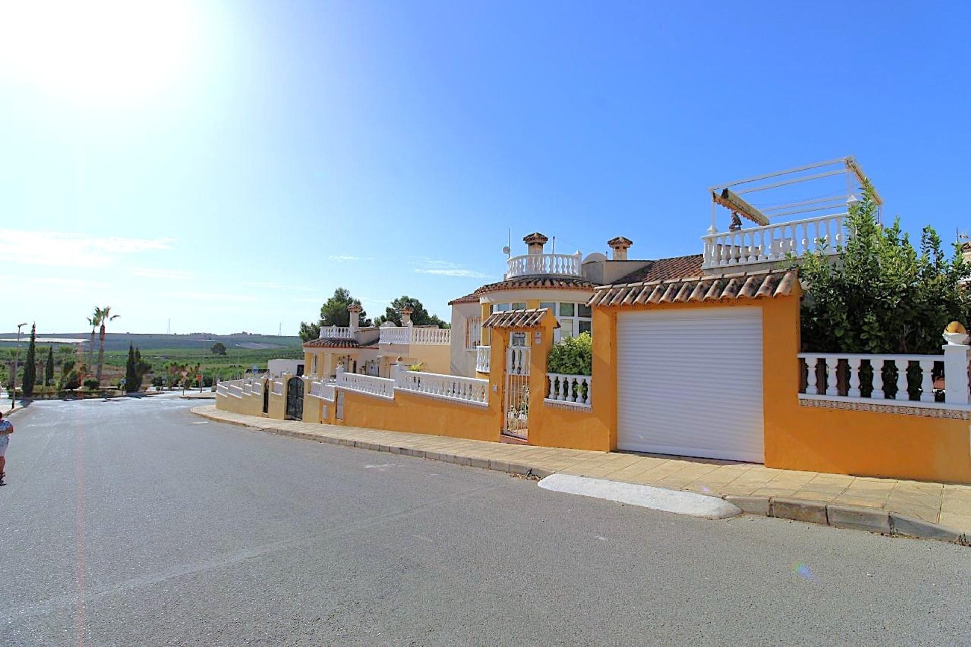 Herverkoop - Vrijstaande Villa -
San Miguel de Salinas
