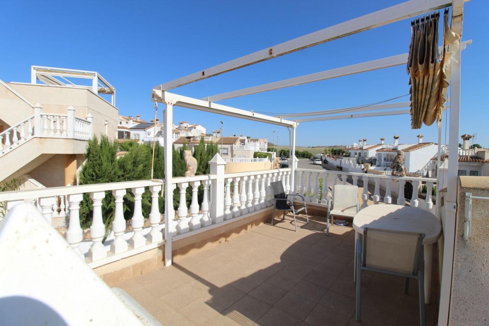 Herverkoop - Vrijstaande Villa -
San Miguel de Salinas