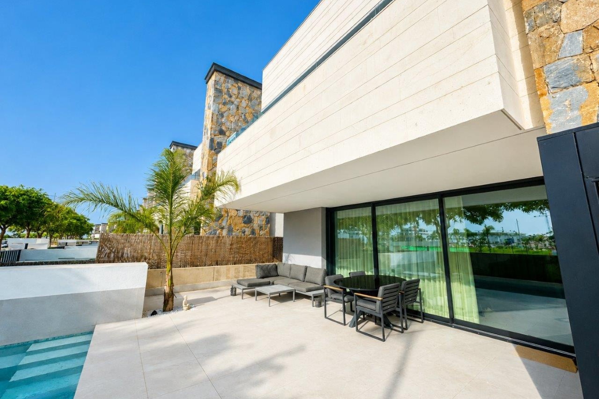 Herverkoop - Vrijstaande Villa -
Santa Rosalia Resort - Santa Rosalia Lake and Life Resort