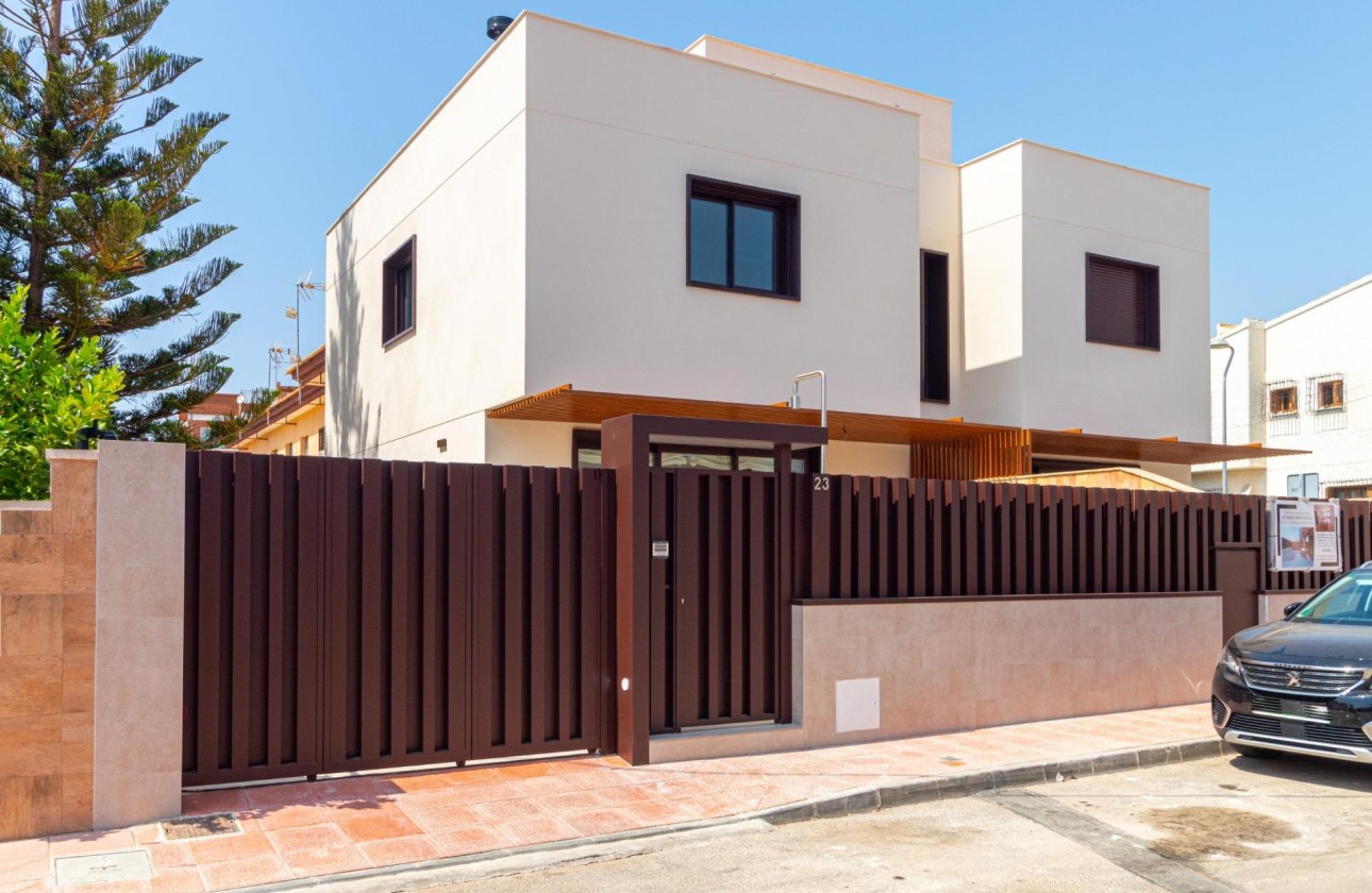 Herverkoop - Vrijstaande Villa -
Santiago de la ribera - Playa de santiago de la ribera