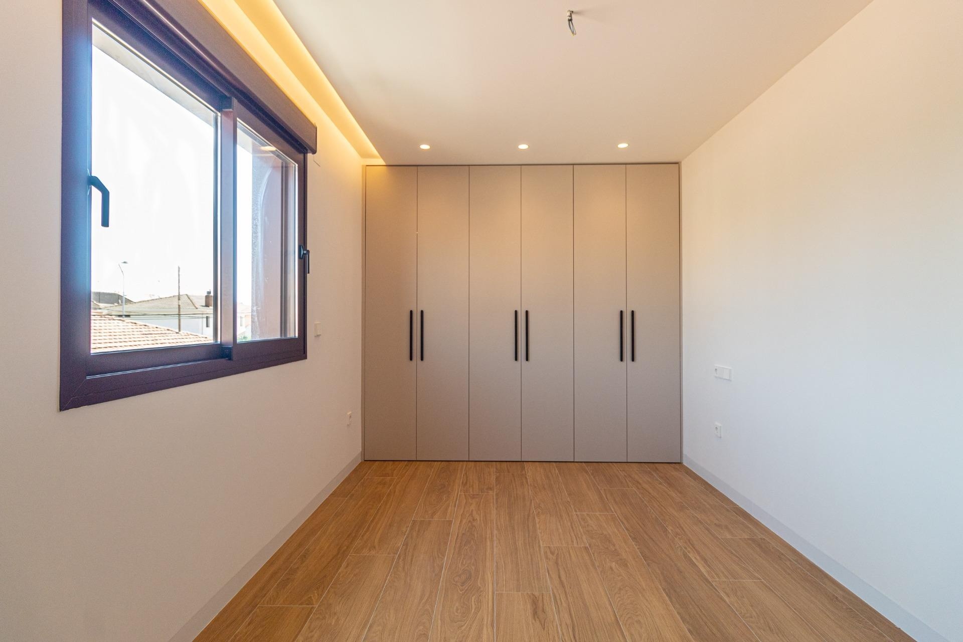 Herverkoop - Vrijstaande Villa -
Santiago de la ribera - Playa de santiago de la ribera