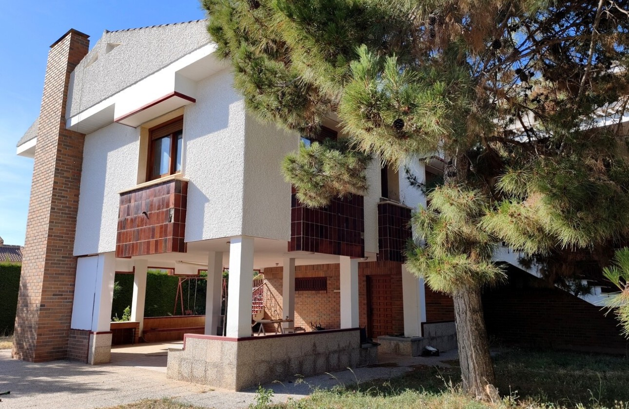 Herverkoop - Vrijstaande Villa -
Santiago de La Ribera - Santiago de la Ribera