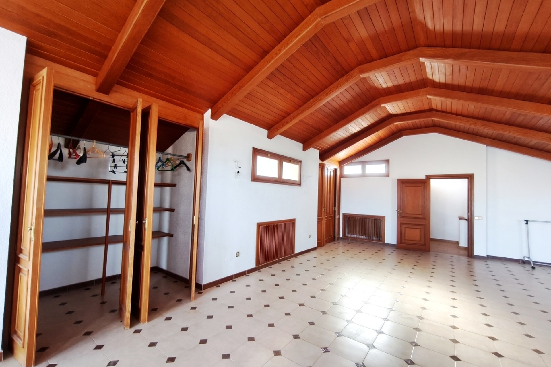 Herverkoop - Vrijstaande Villa -
Santiago de La Ribera - Santiago de la Ribera