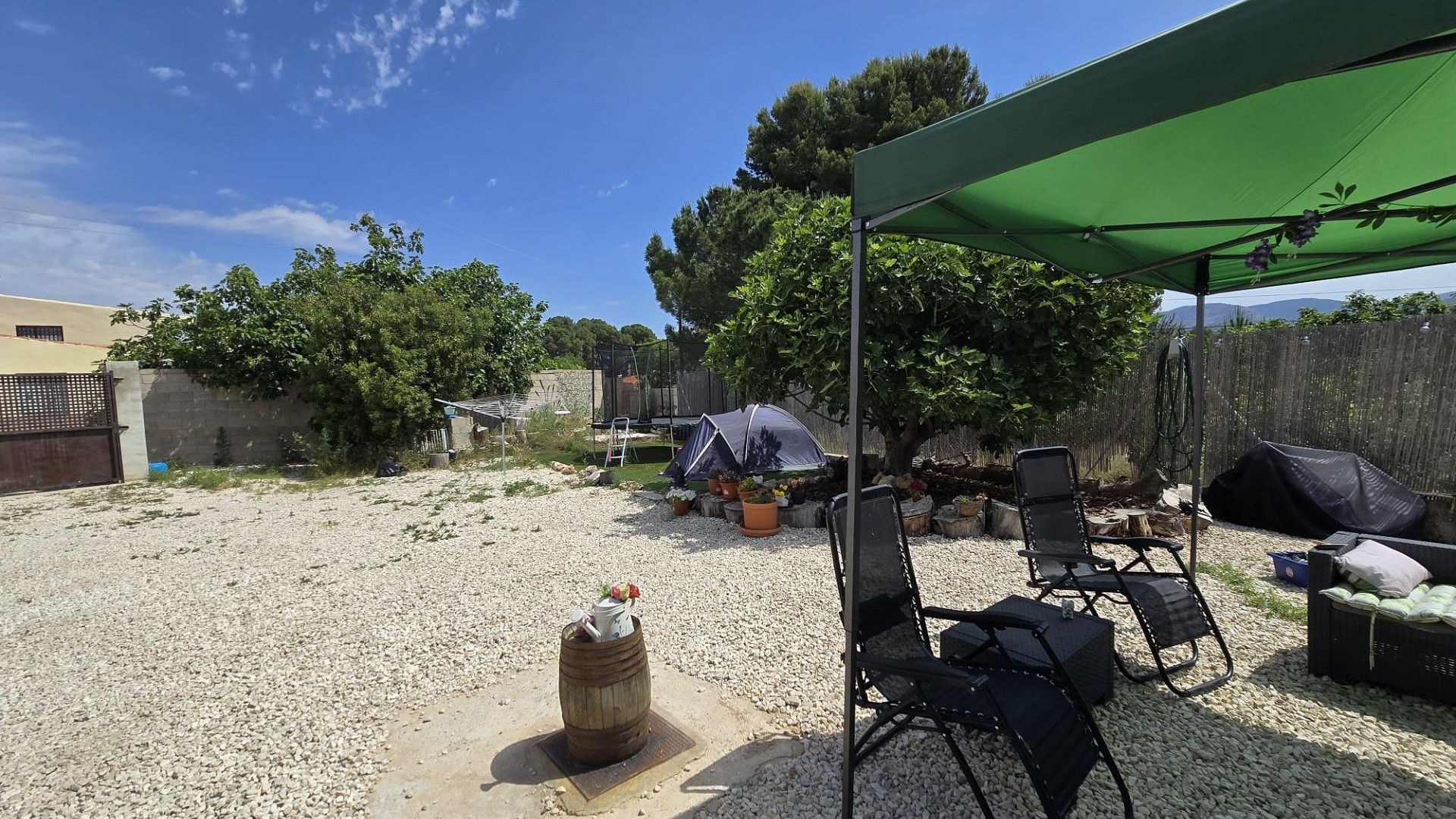 Herverkoop - Vrijstaande Villa -
SAX