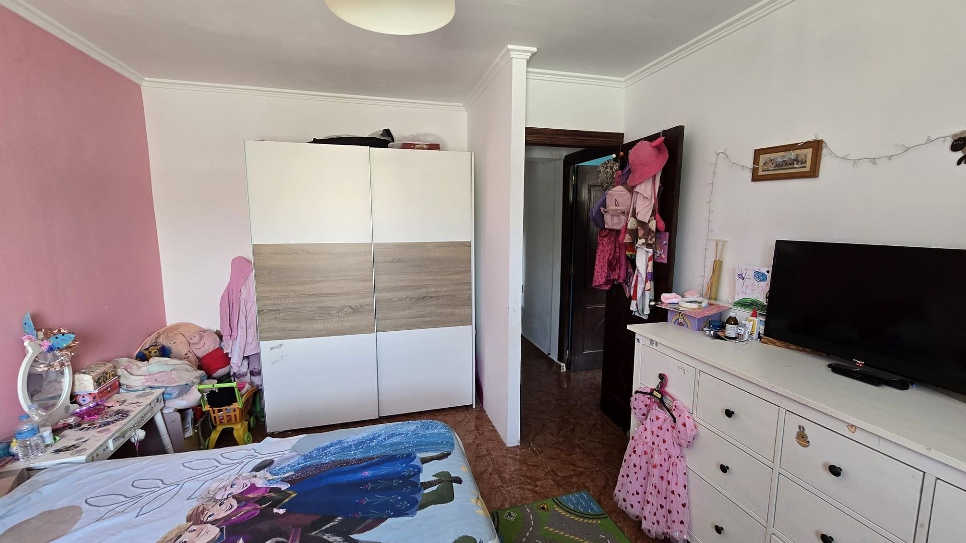 Herverkoop - Vrijstaande Villa -
SAX