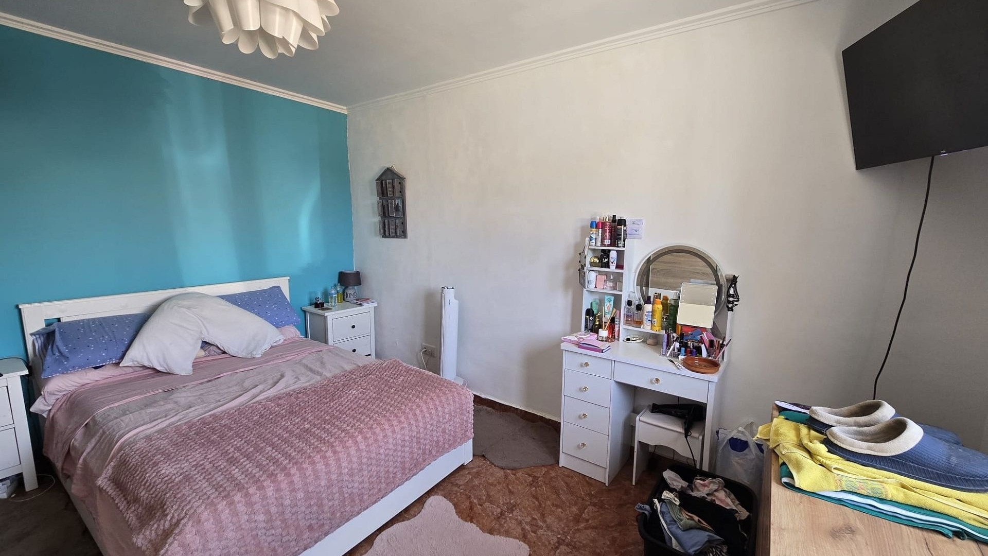 Herverkoop - Vrijstaande Villa -
SAX