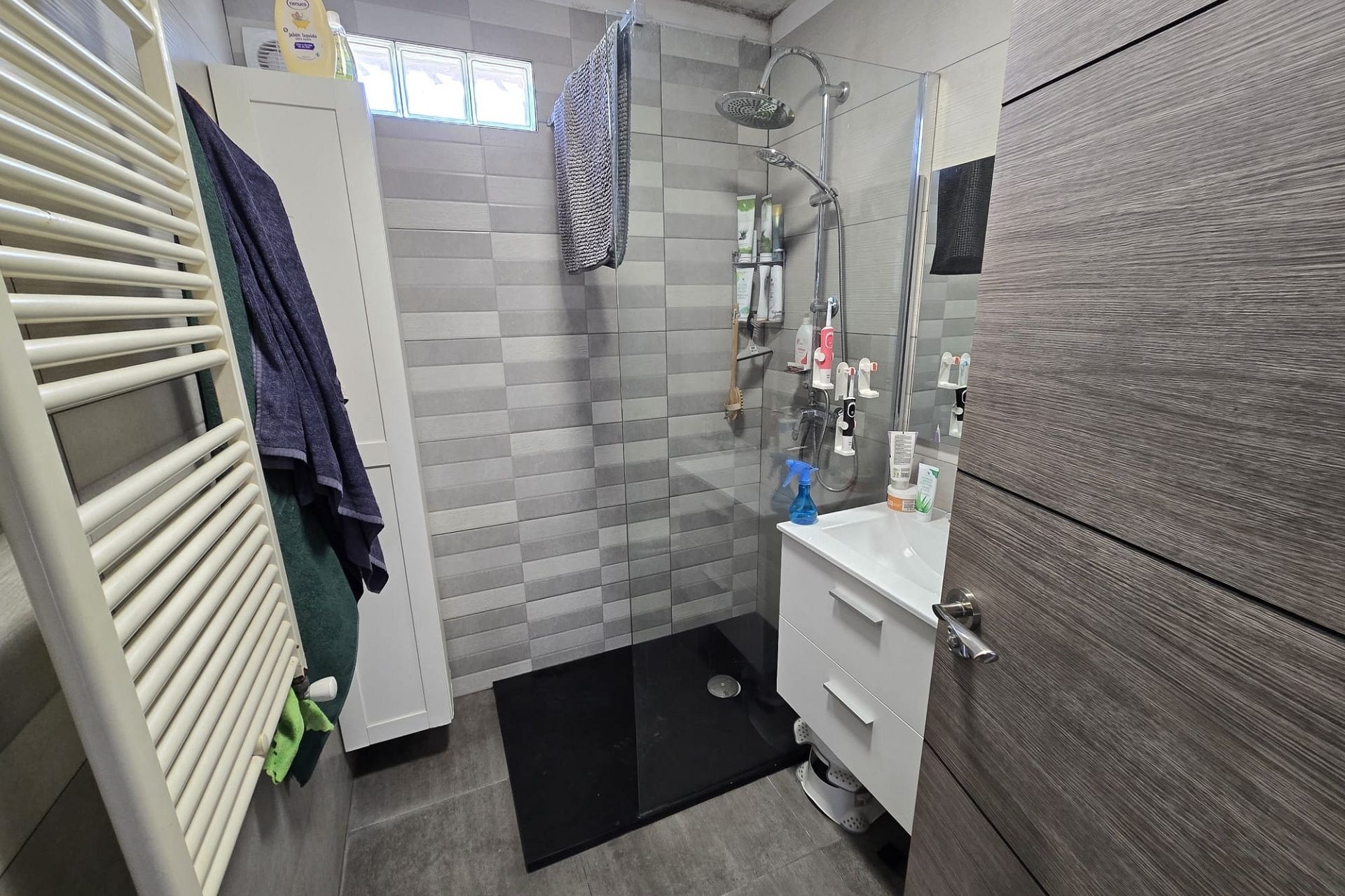 Herverkoop - Vrijstaande Villa -
SAX