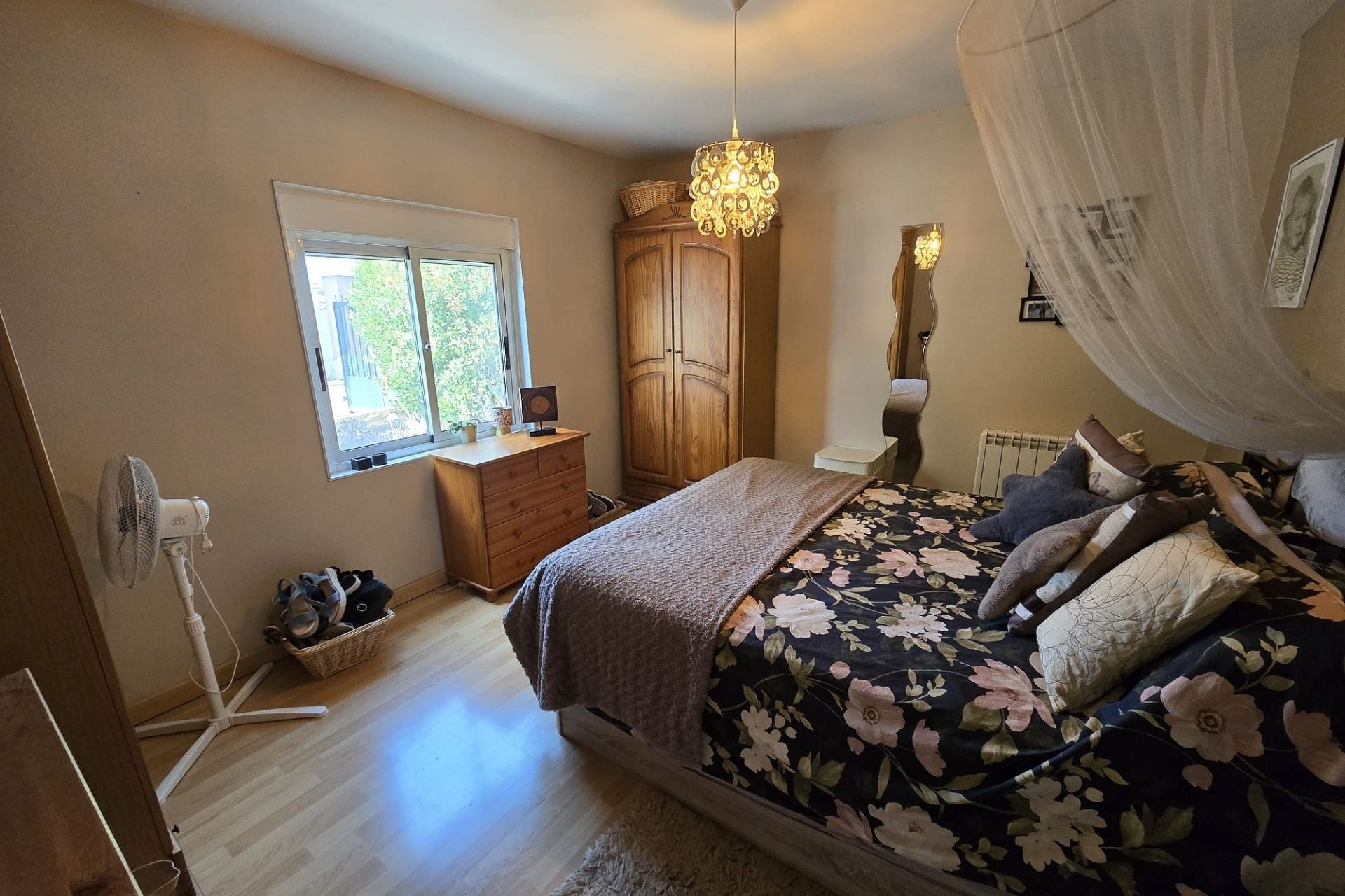 Herverkoop - Vrijstaande Villa -
SAX