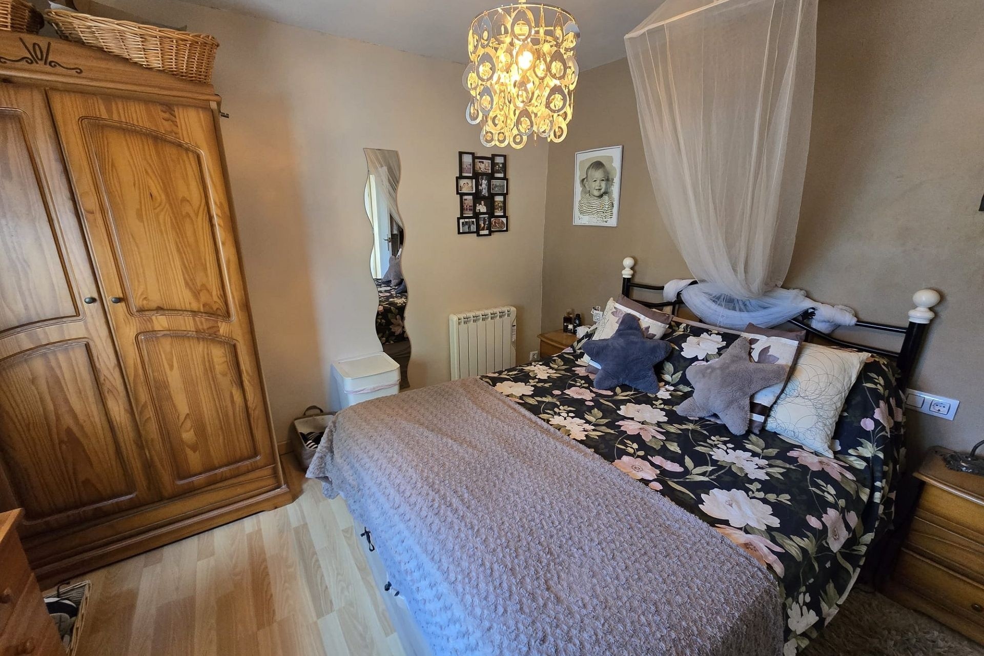 Herverkoop - Vrijstaande Villa -
SAX