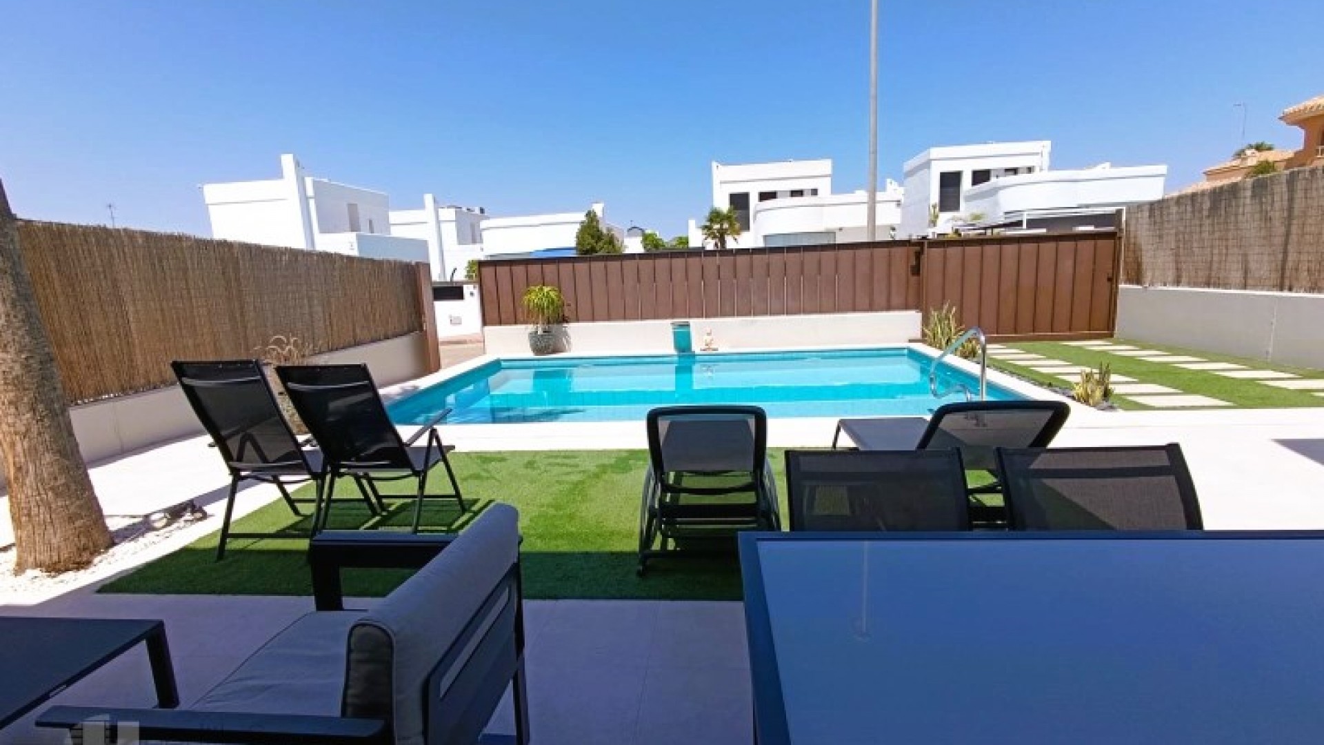 Herverkoop - Vrijstaande Villa -
Sucina - Murcia