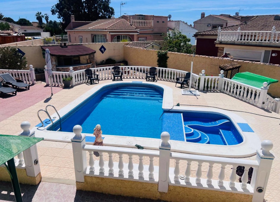 Herverkoop - Vrijstaande Villa -
Torrevieja - 0