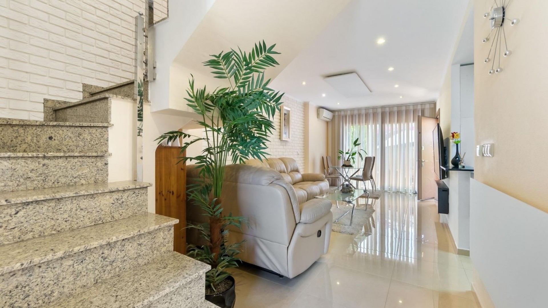 Herverkoop - Vrijstaande Villa -
Torrevieja - Aguas Nuevas