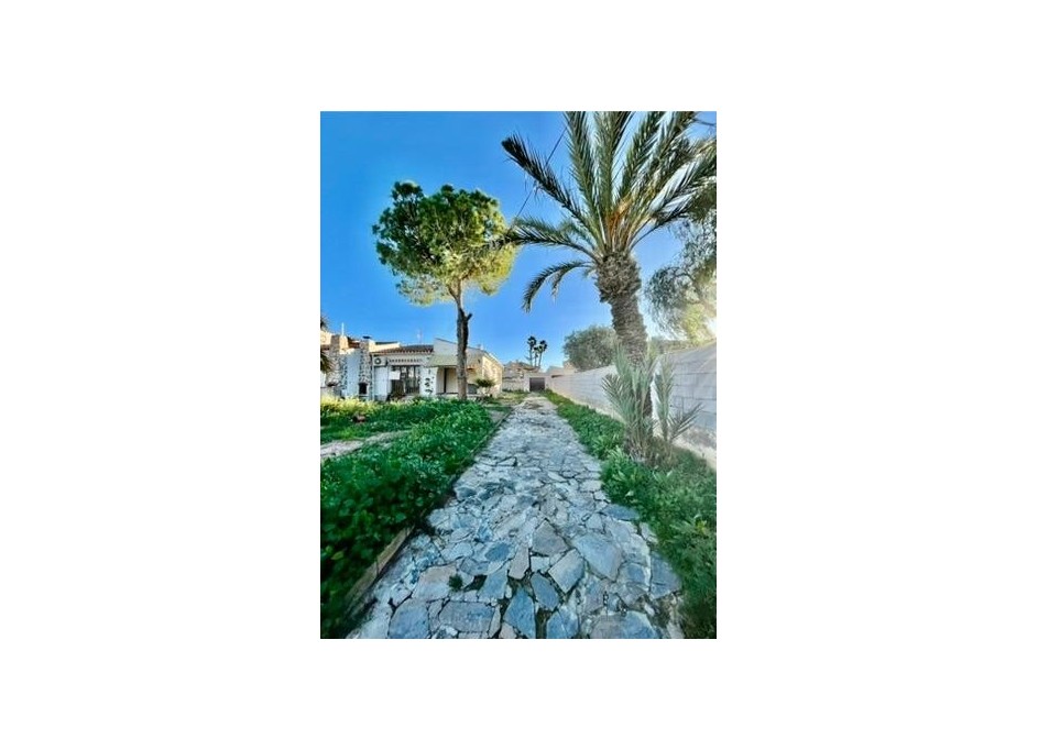 Herverkoop - Vrijstaande Villa -
Torrevieja - Aguas Nuevas