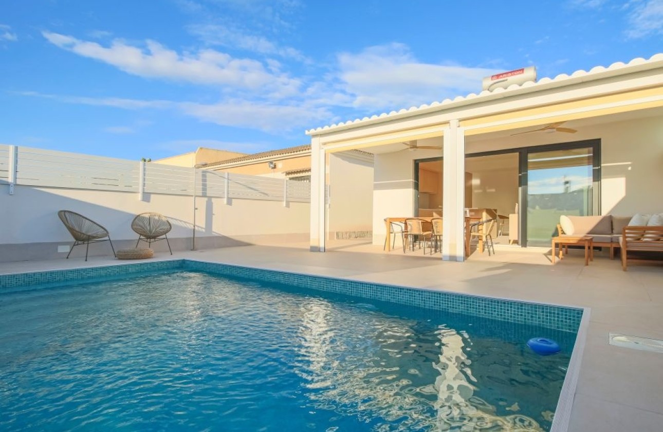Herverkoop - Vrijstaande Villa -
Torrevieja - Costa Blanca