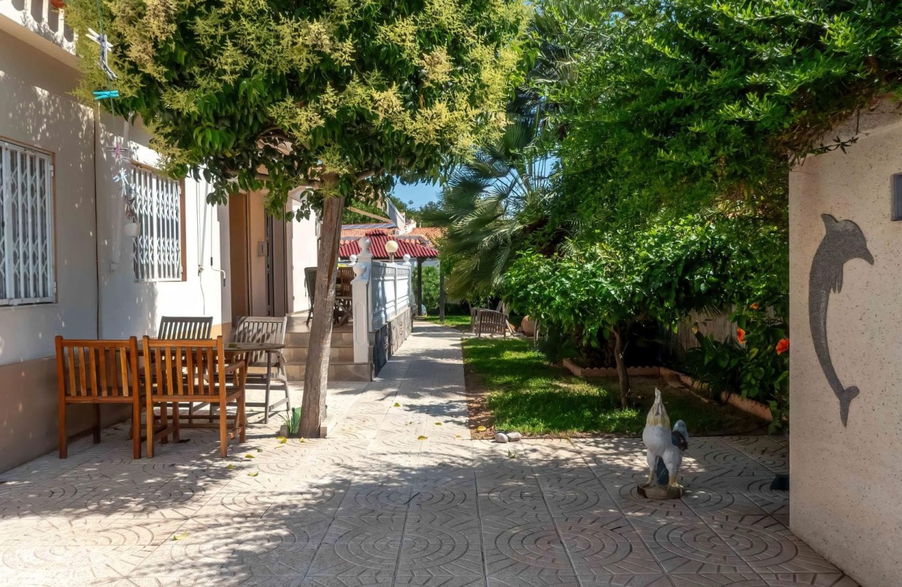 Herverkoop - Vrijstaande Villa -
Torrevieja - Costa Blanca