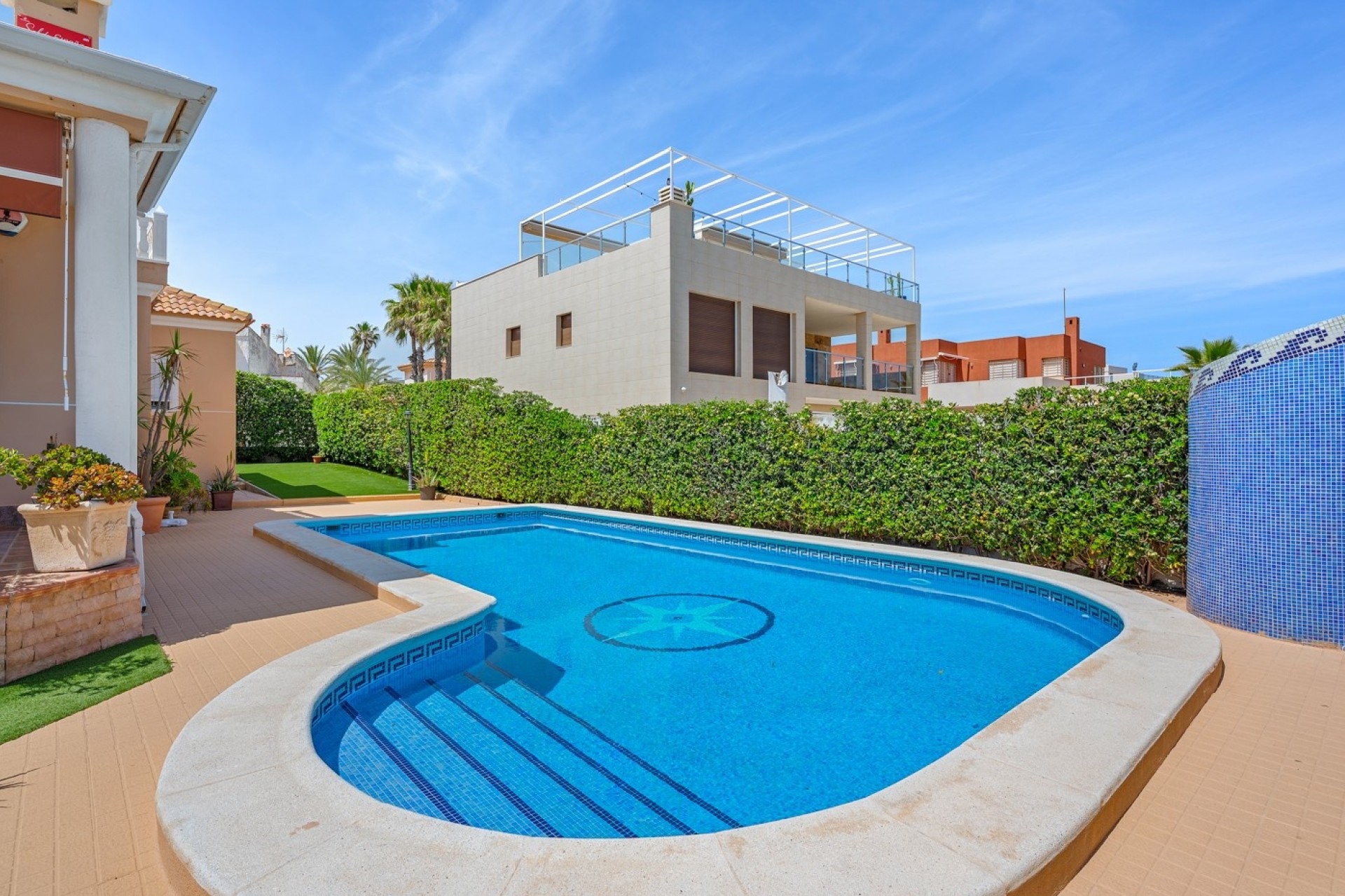 Herverkoop - Vrijstaande Villa -
Torrevieja - La Mata