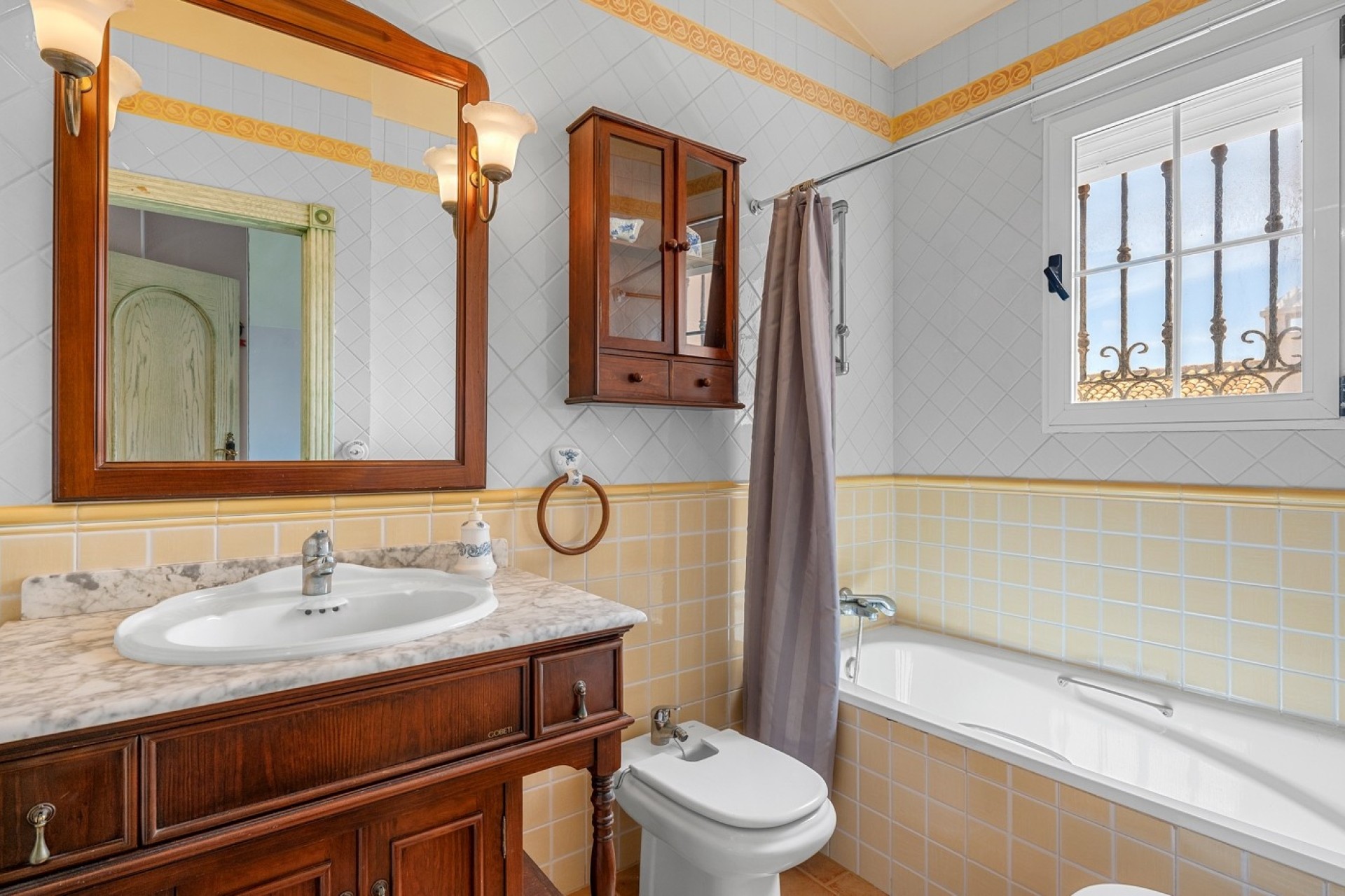 Herverkoop - Vrijstaande Villa -
Torrevieja - La Mata