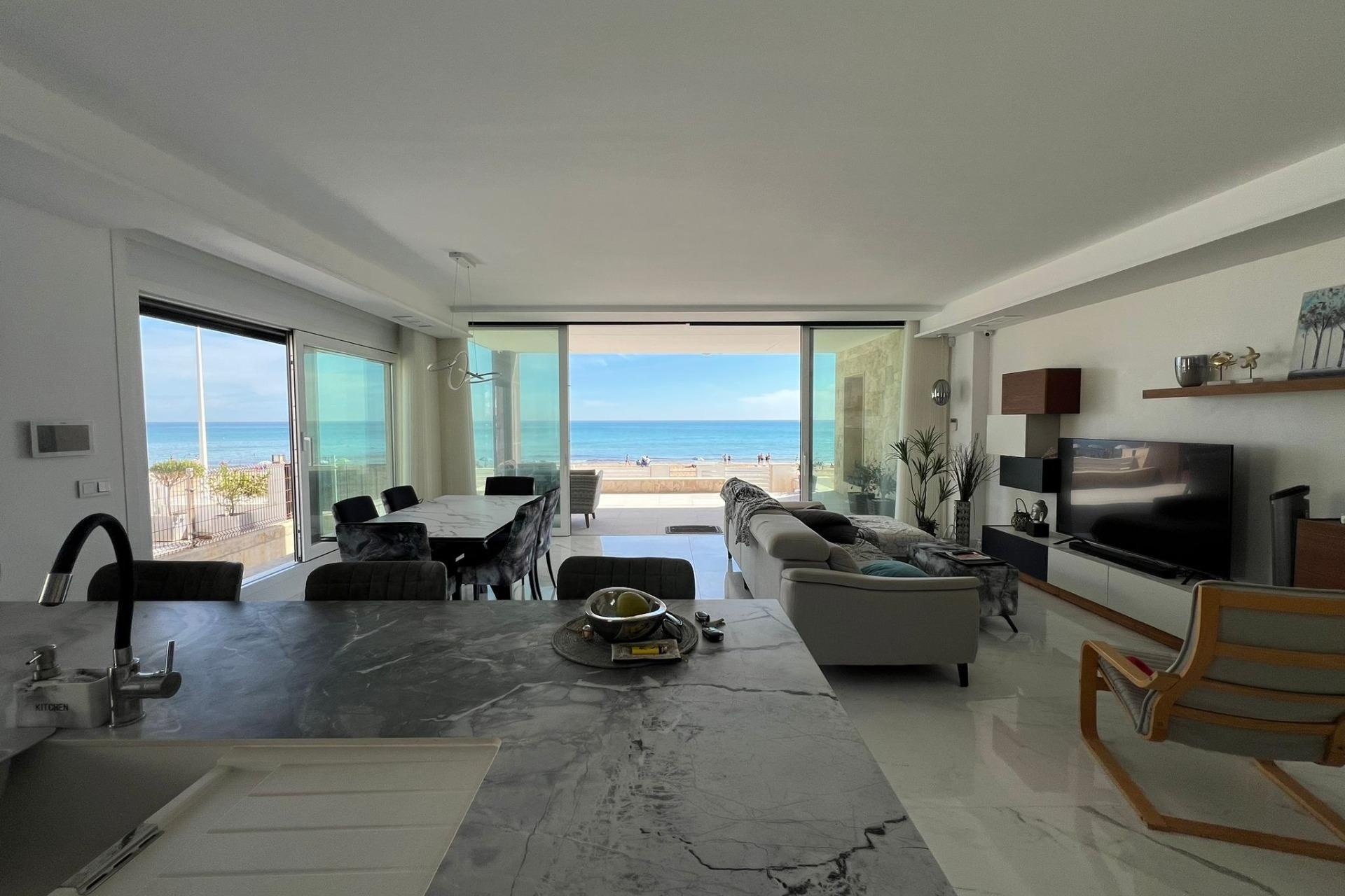 Herverkoop - Vrijstaande Villa -
Torrevieja - La Mata
