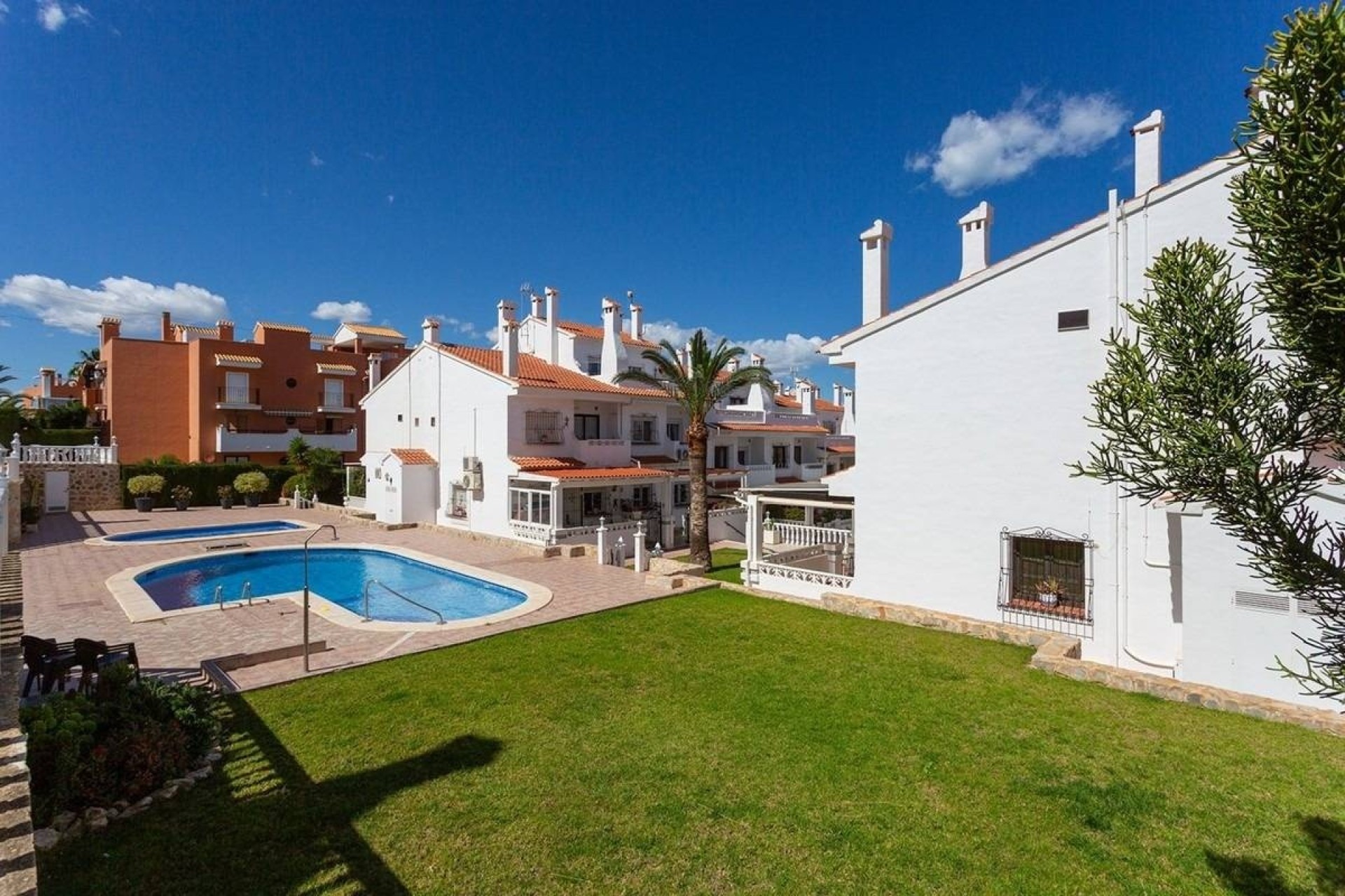 Herverkoop - Vrijstaande Villa -
Torrevieja - La Mata