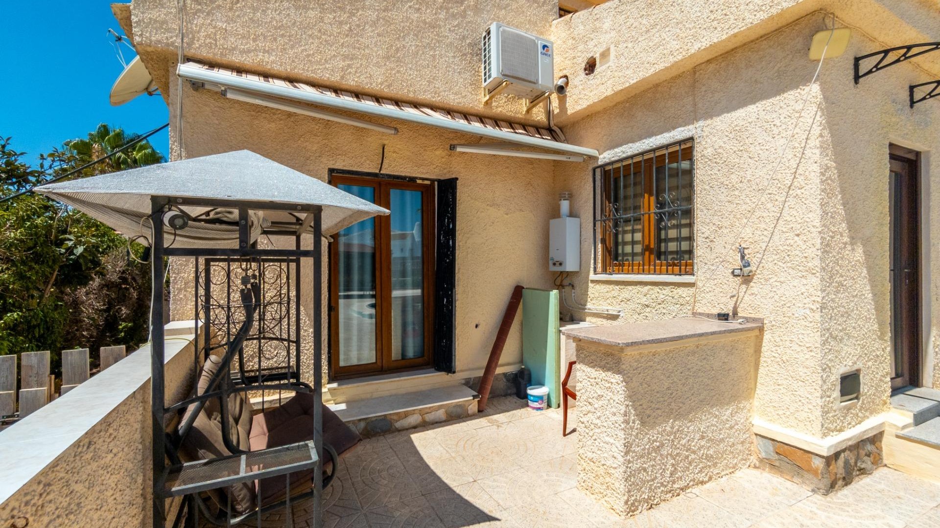 Herverkoop - Vrijstaande Villa -
Torrevieja - La Siesta - El Salado - Torreta