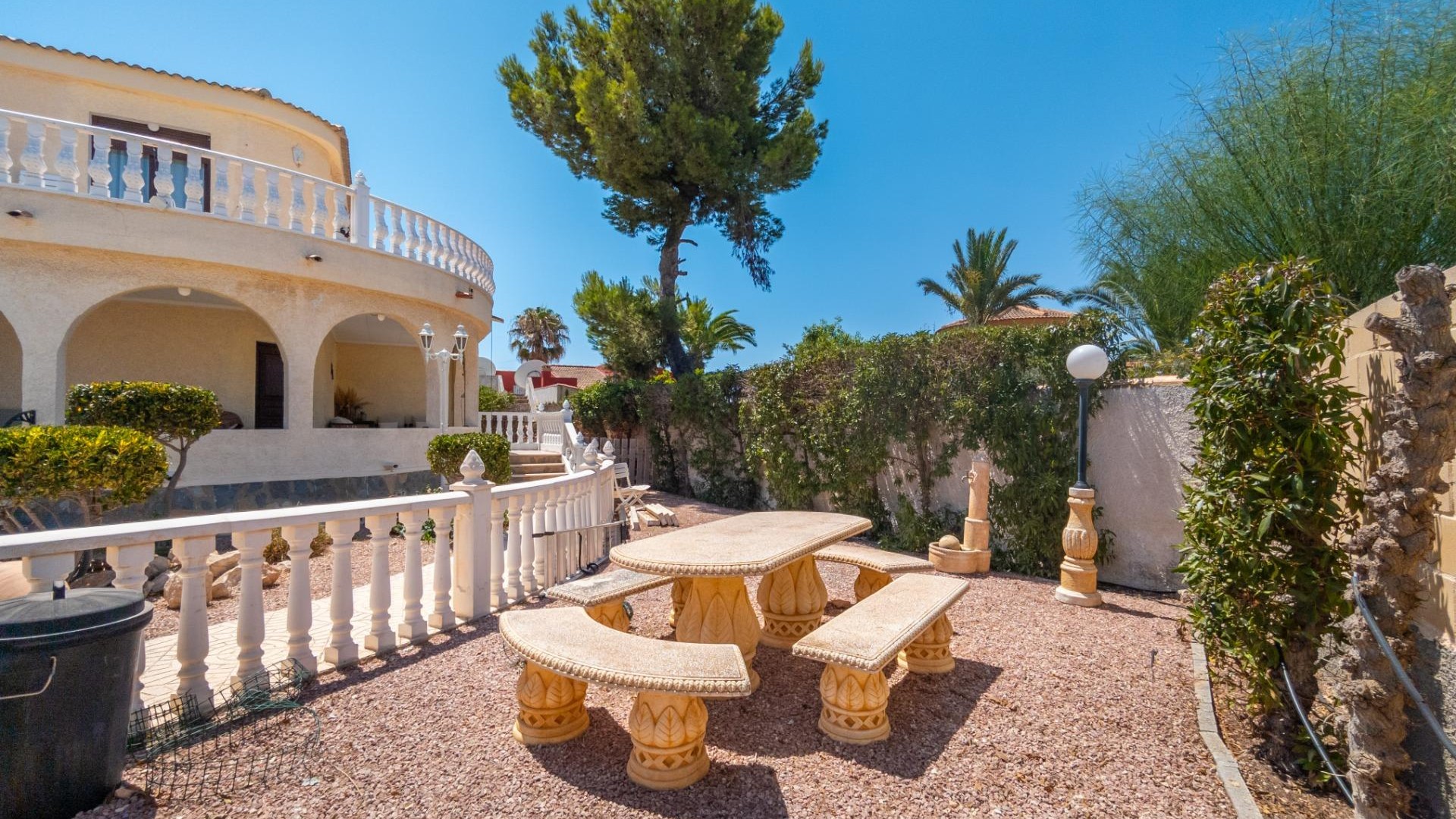 Herverkoop - Vrijstaande Villa -
Torrevieja - La Siesta - El Salado - Torreta