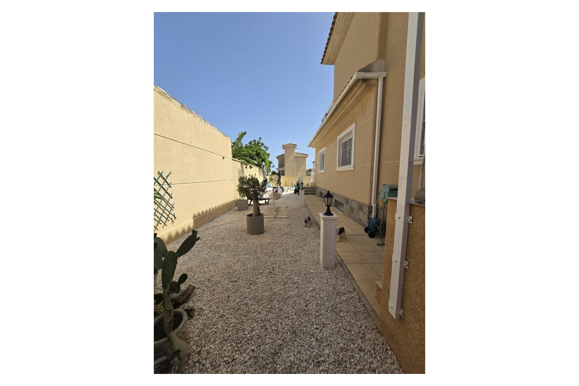 Herverkoop - Vrijstaande villa -
Torrevieja - La Siesta