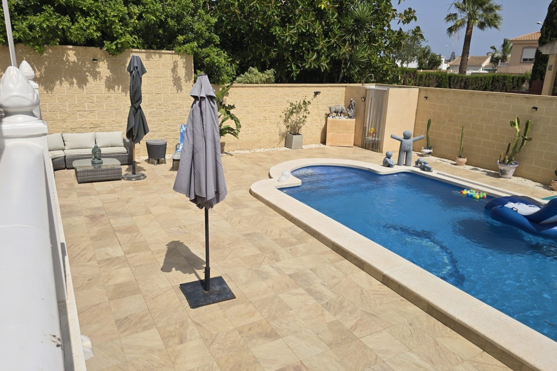 Herverkoop - Vrijstaande villa -
Torrevieja - La Siesta