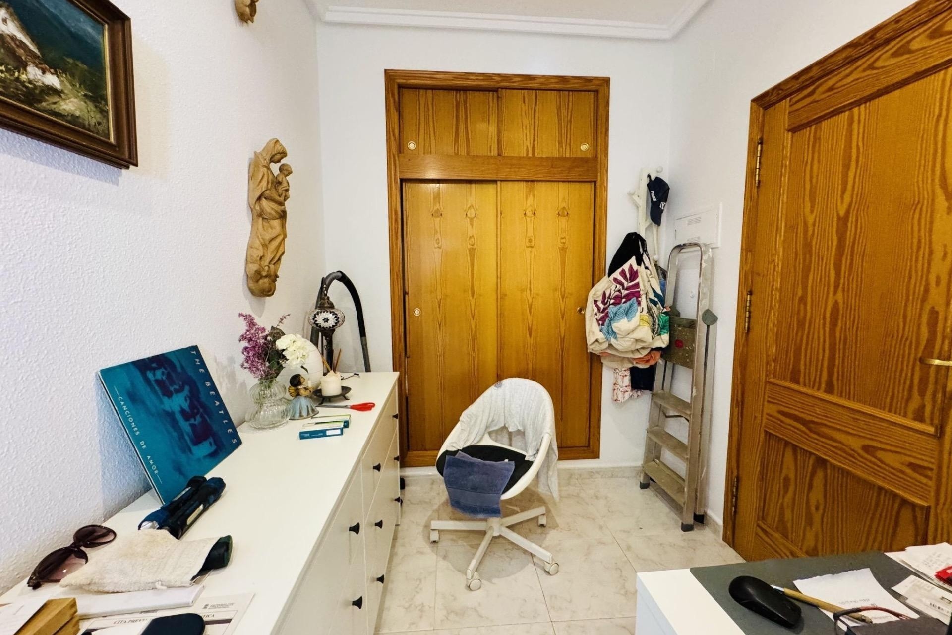 Herverkoop - Vrijstaande Villa -
Torrevieja - La Siesta