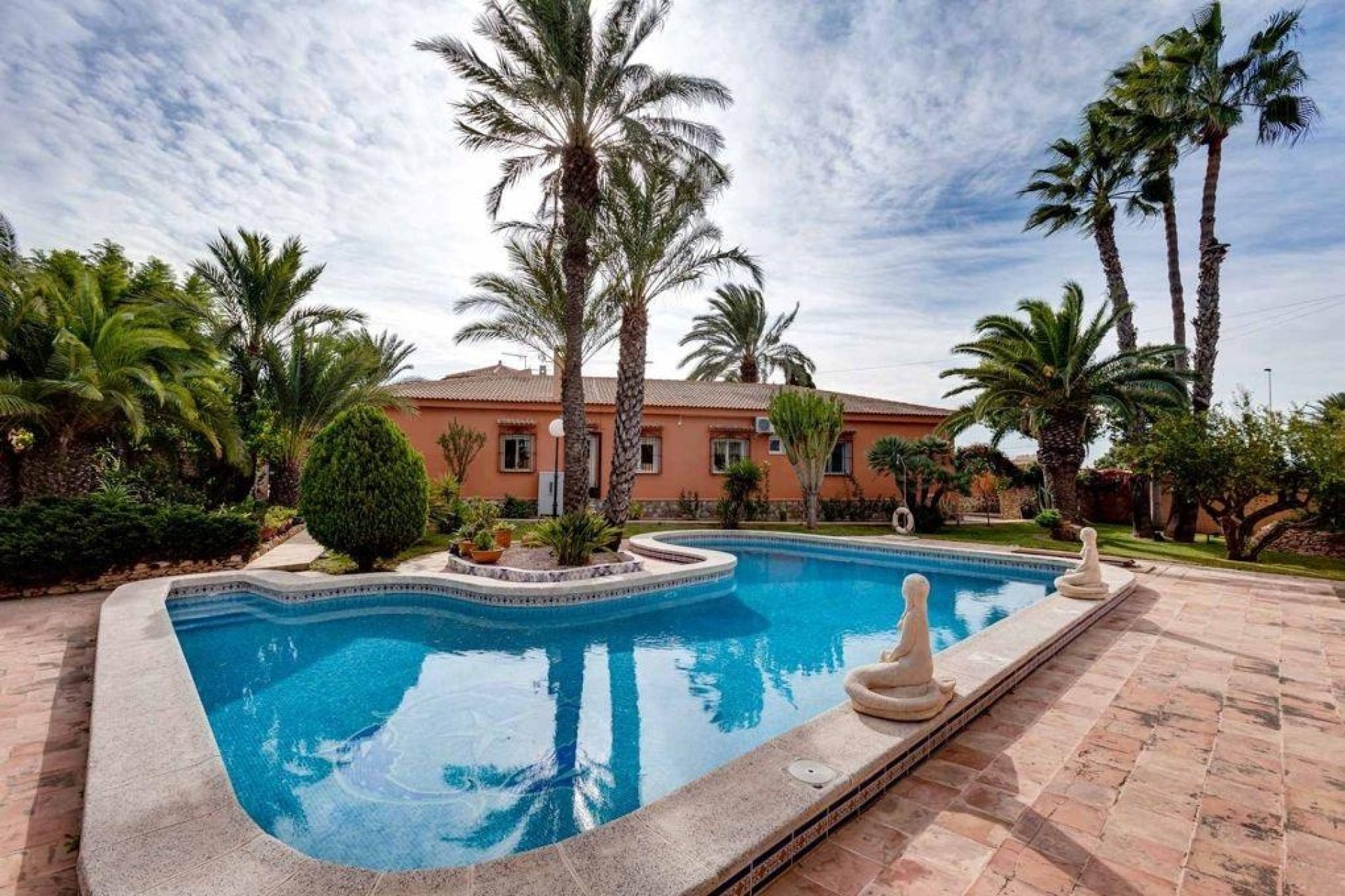 Herverkoop - Vrijstaande Villa -
Torrevieja - La Siesta