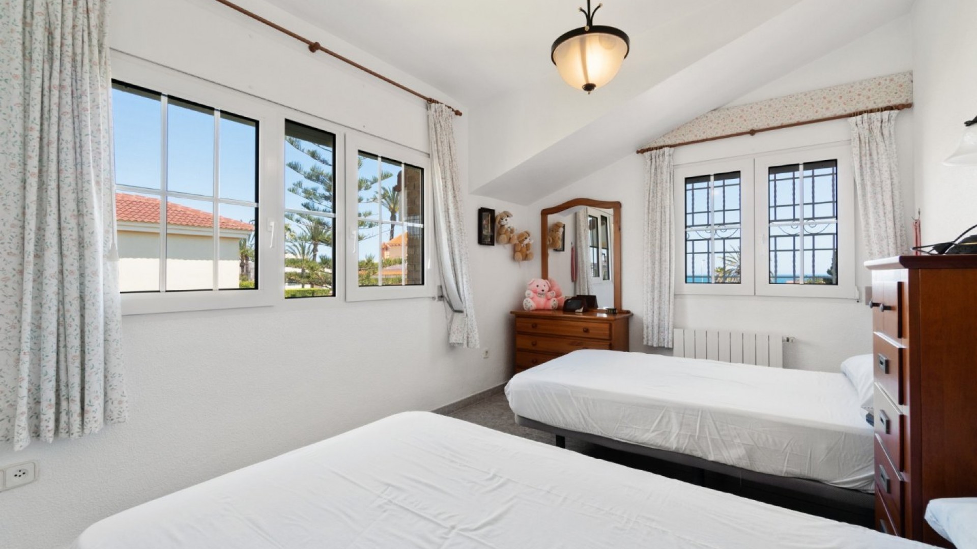 Herverkoop - Vrijstaande Villa -
Torrevieja - La veleta