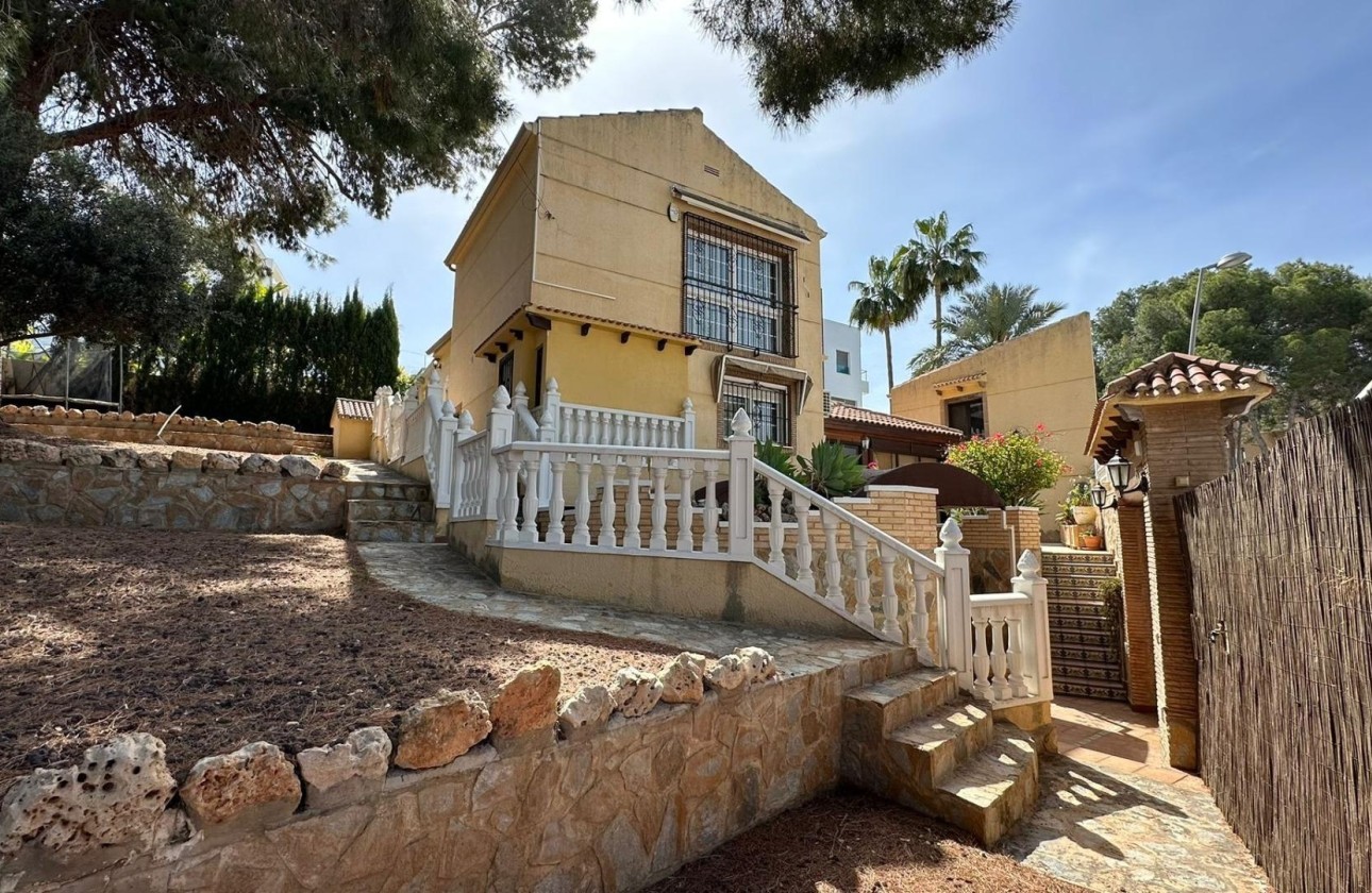 Herverkoop - Vrijstaande Villa -
Torrevieja - Los Balcones - Los Altos del Edén