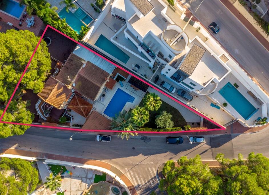 Herverkoop - Vrijstaande Villa -
Torrevieja - Los balcones