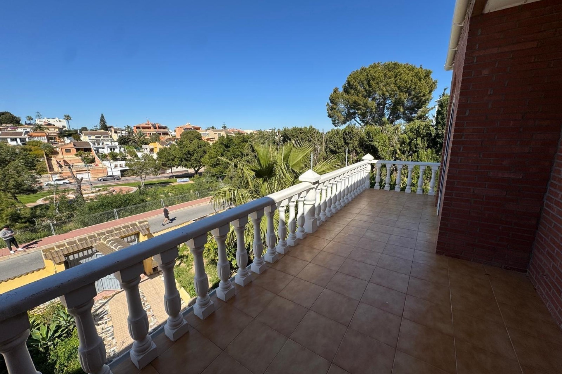 Herverkoop - Vrijstaande Villa -
Torrevieja - Los balcones