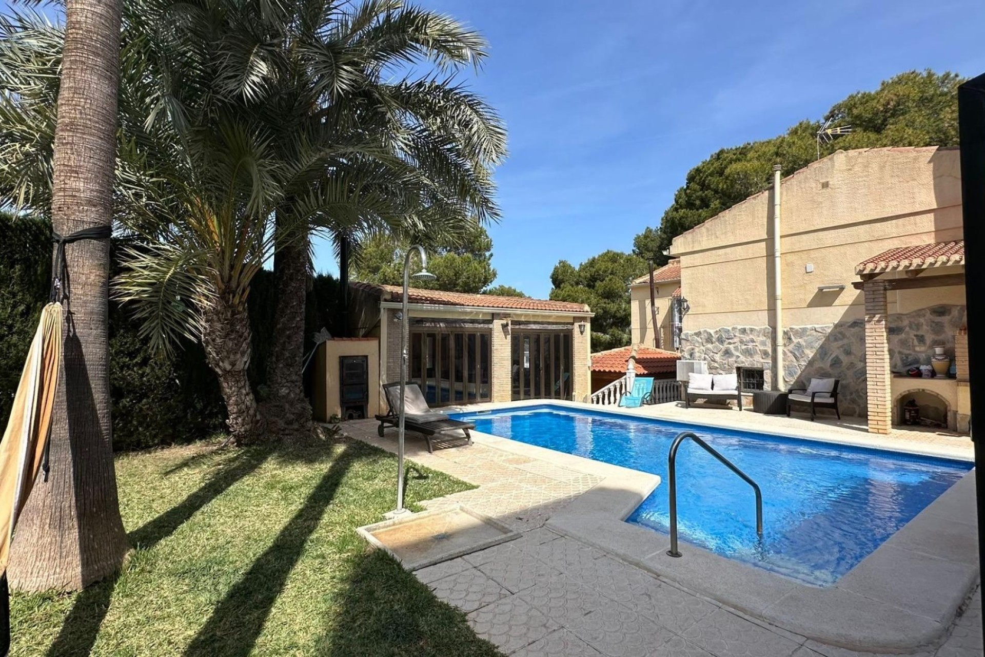 Herverkoop - Vrijstaande Villa -
Torrevieja - Los Balcones