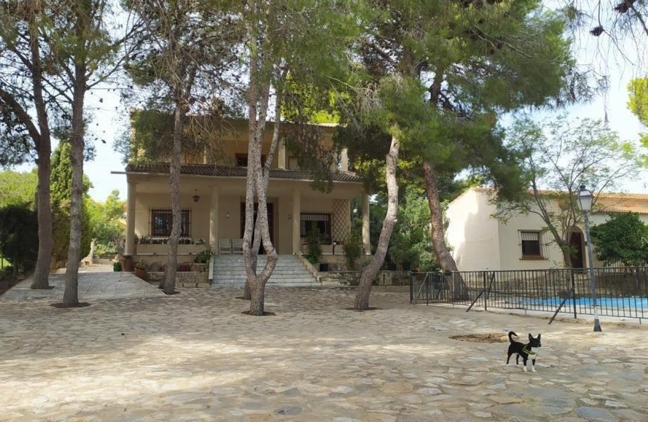 Herverkoop - Vrijstaande Villa -
Torrevieja - Los Balcones