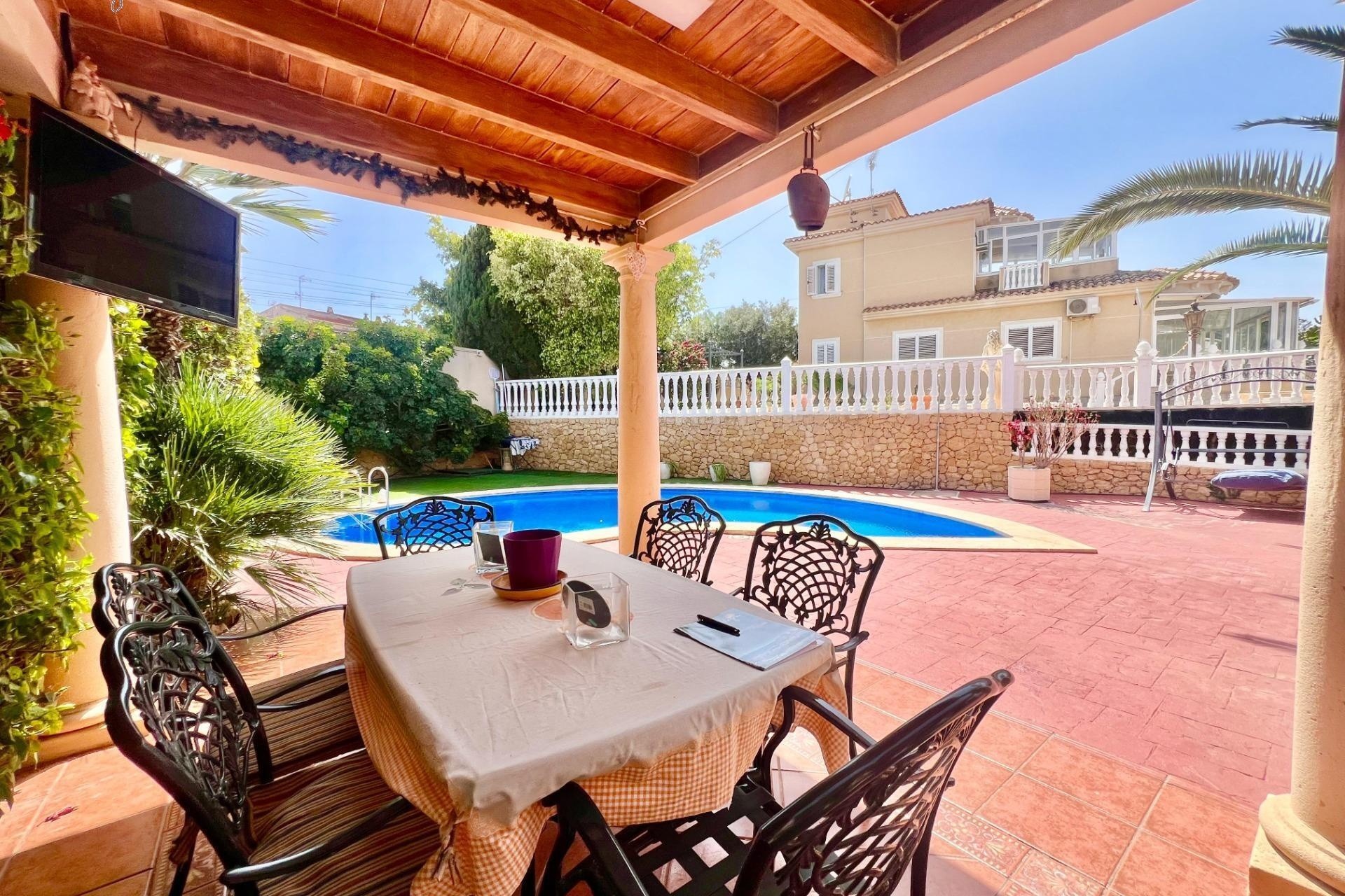 Herverkoop - Vrijstaande Villa -
Torrevieja - Los Balcones