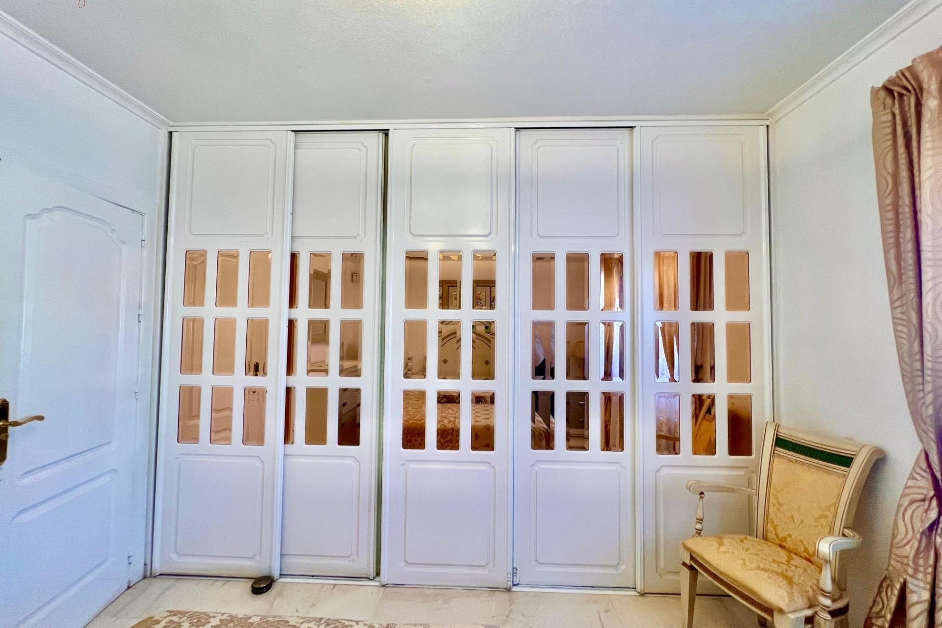 Herverkoop - Vrijstaande Villa -
Torrevieja - Los Balcones