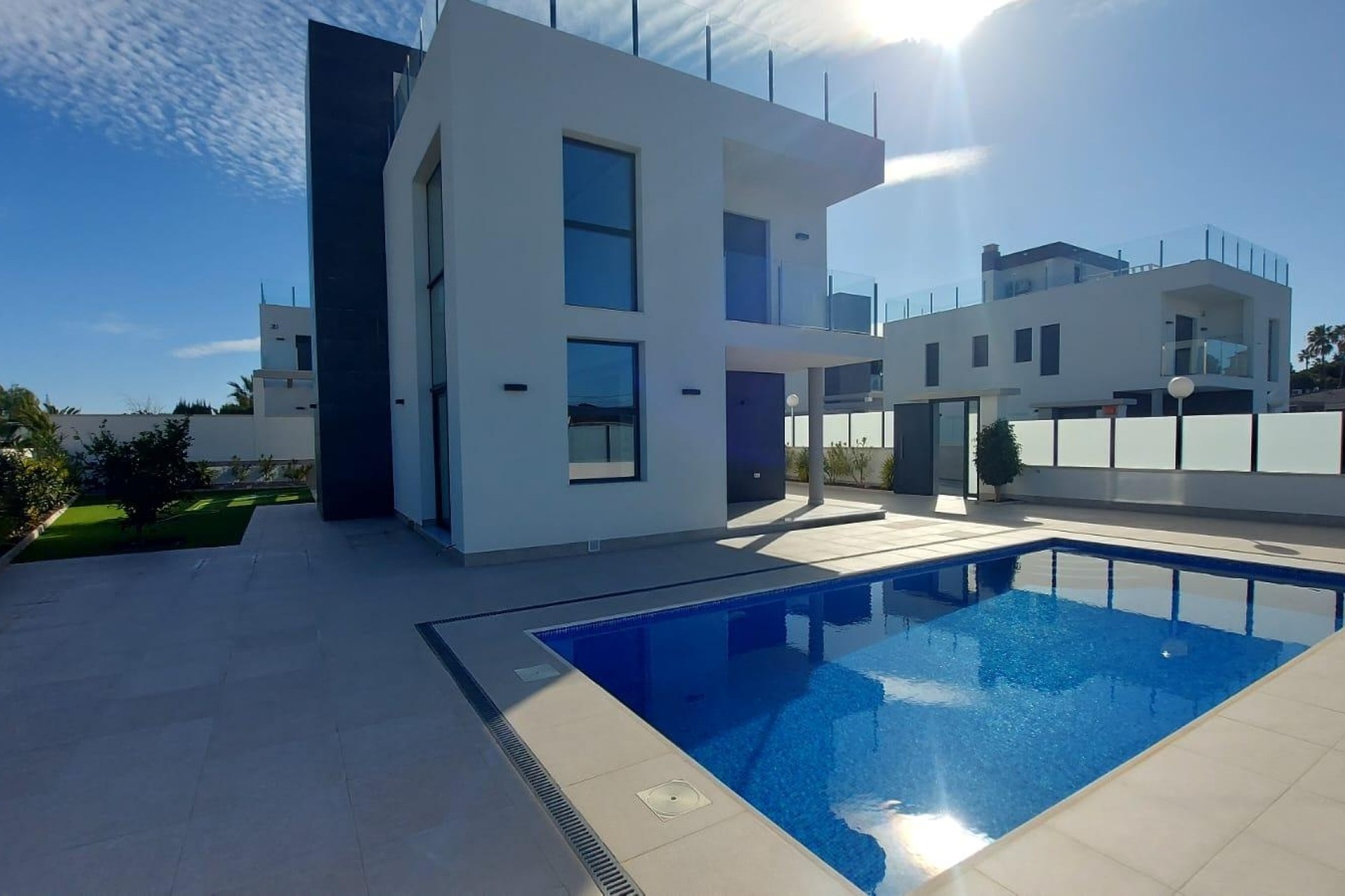 Herverkoop - Vrijstaande villa -
Torrevieja - Los Balcones