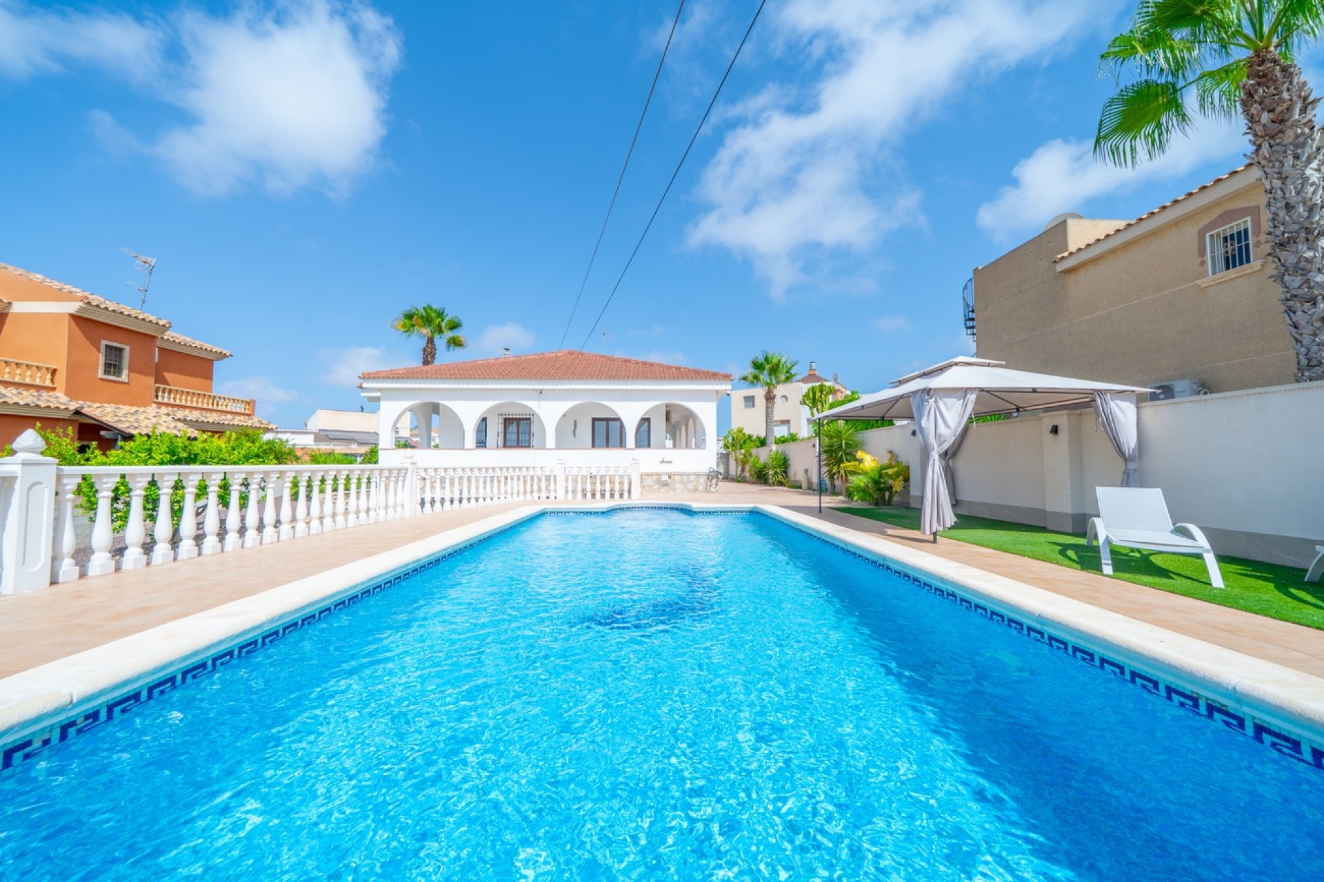 Herverkoop - Vrijstaande Villa -
Torrevieja - Los Balcones