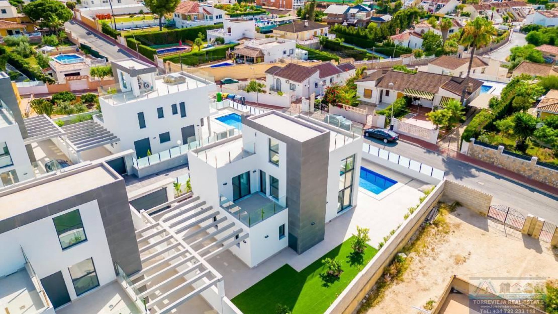 Herverkoop - Vrijstaande Villa -
Torrevieja - Los Balcones